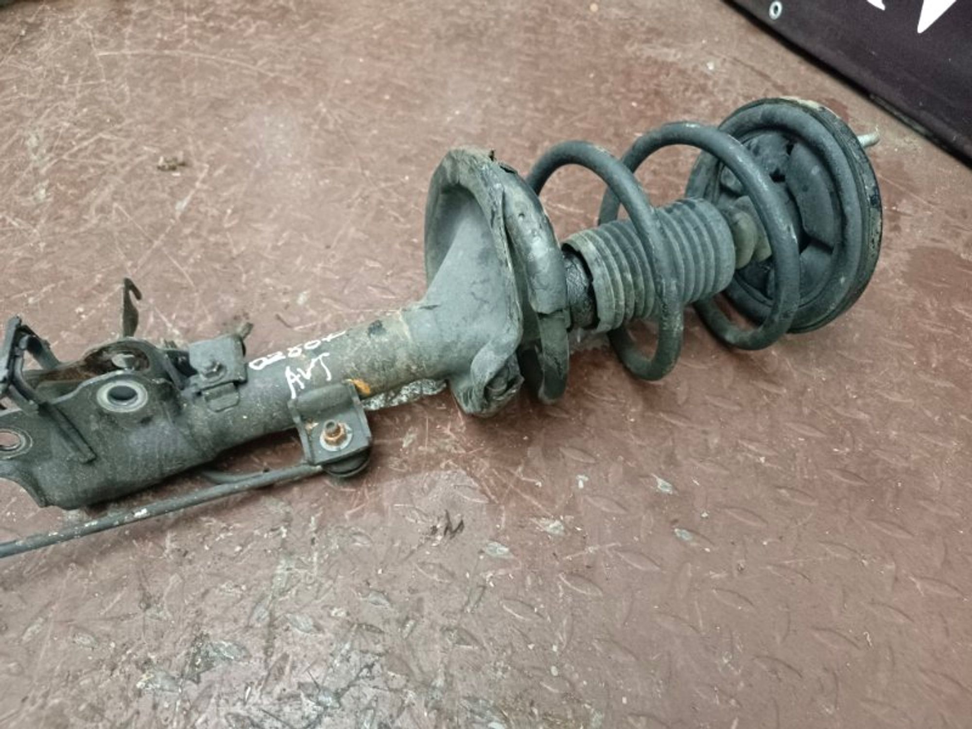 Стойка подвески передняя правая Mitsubishi, 7000 рублей, Ростов-на-Дону