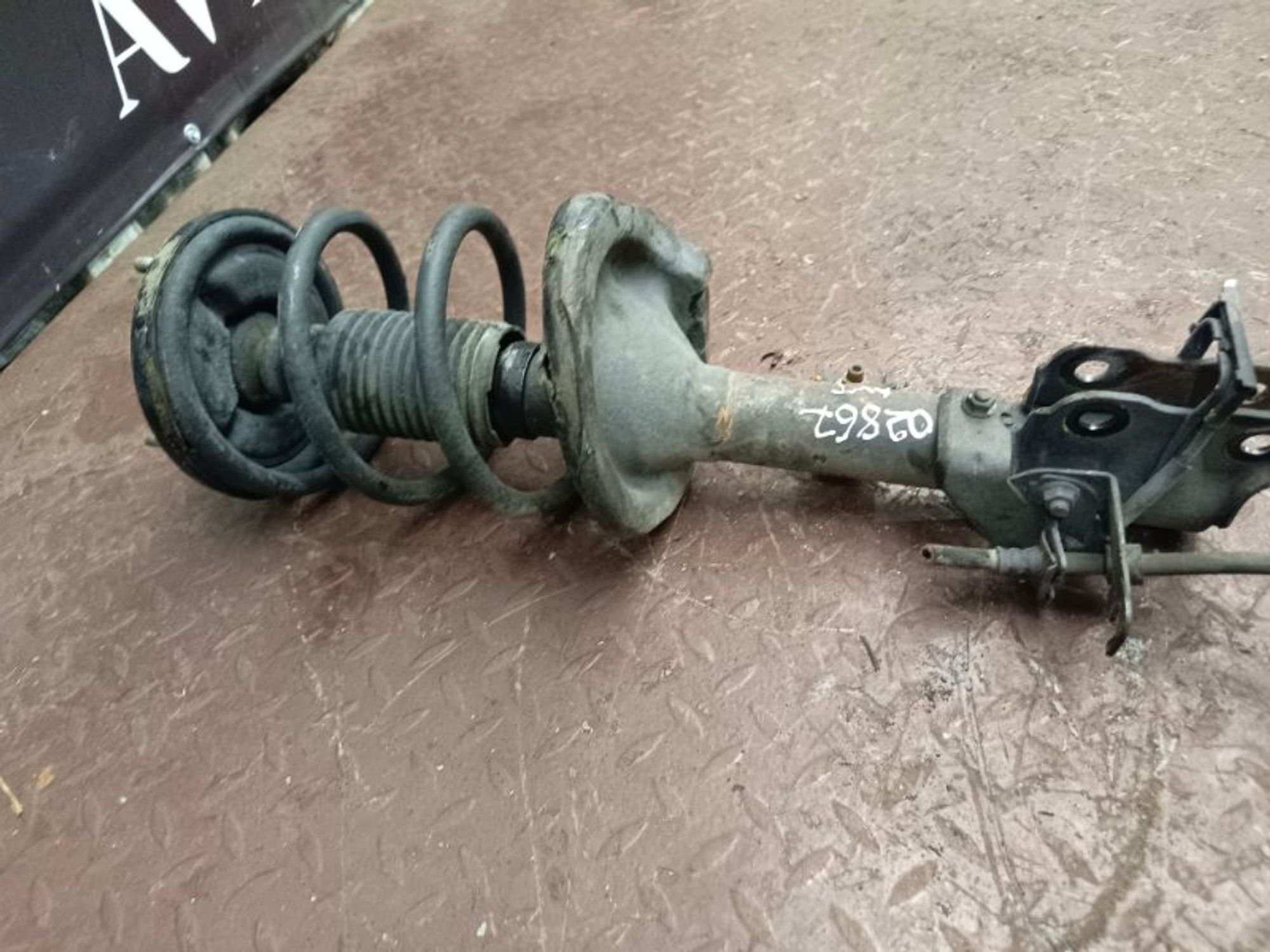 Стойка подвески передняя правая Mitsubishi, 7000 рублей, Ростов-на-Дону