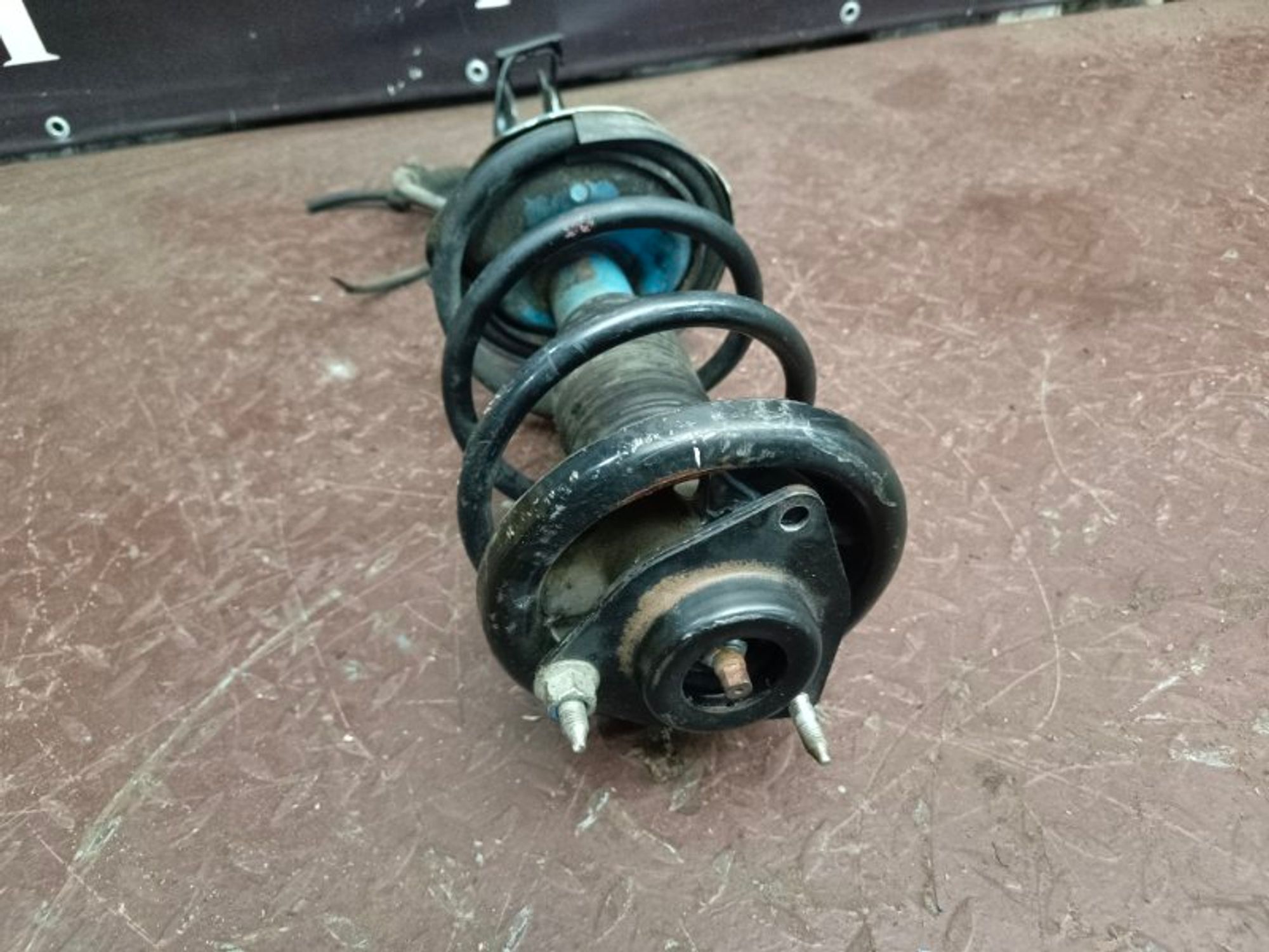 Стойка подвески передняя правая Mitsubishi, 7000 рублей, Ростов-на-Дону