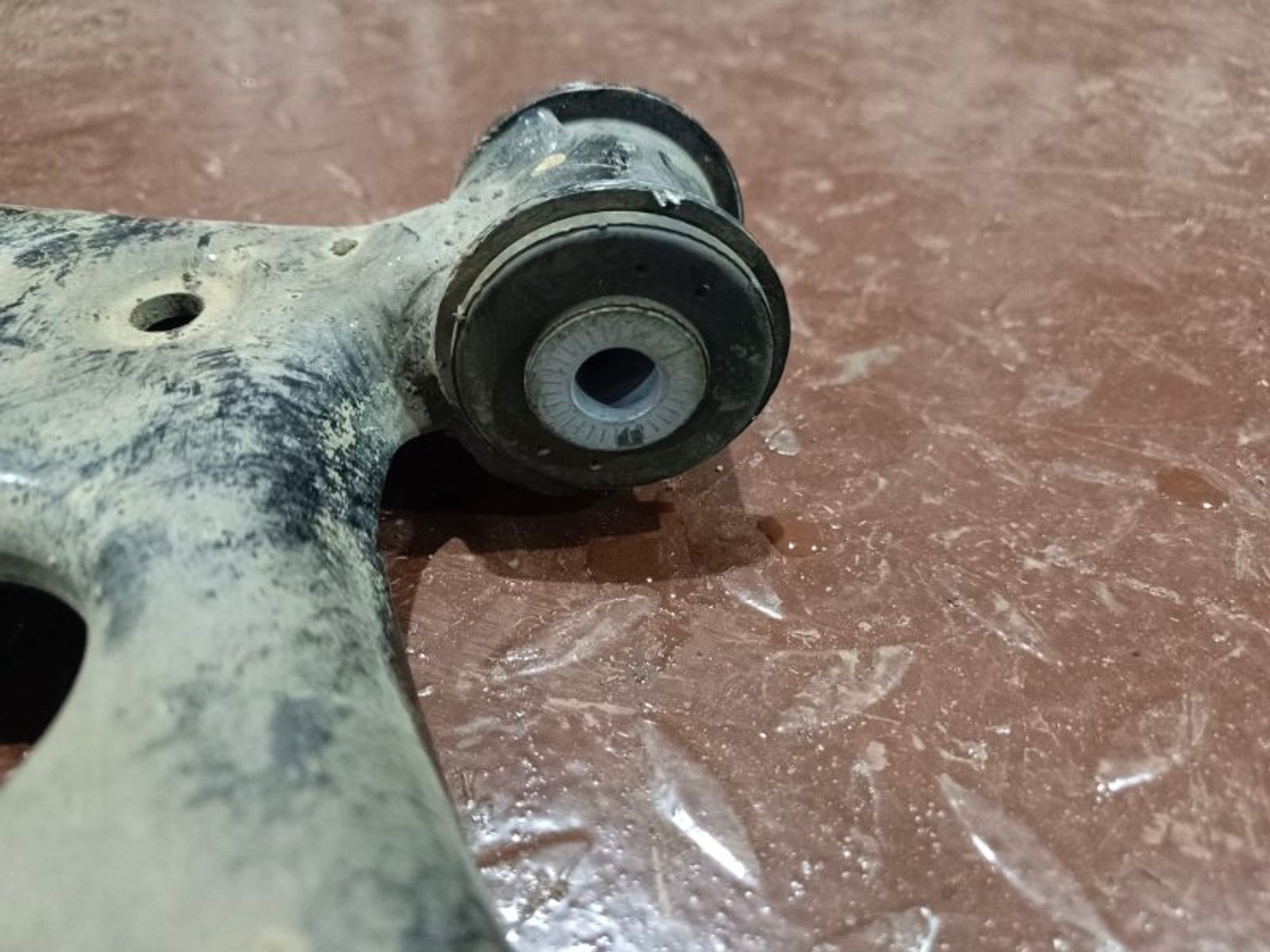 Рычаг подвески нижний передний левый Skoda Octavia, 7000 рублей, Ростов-на-Дону