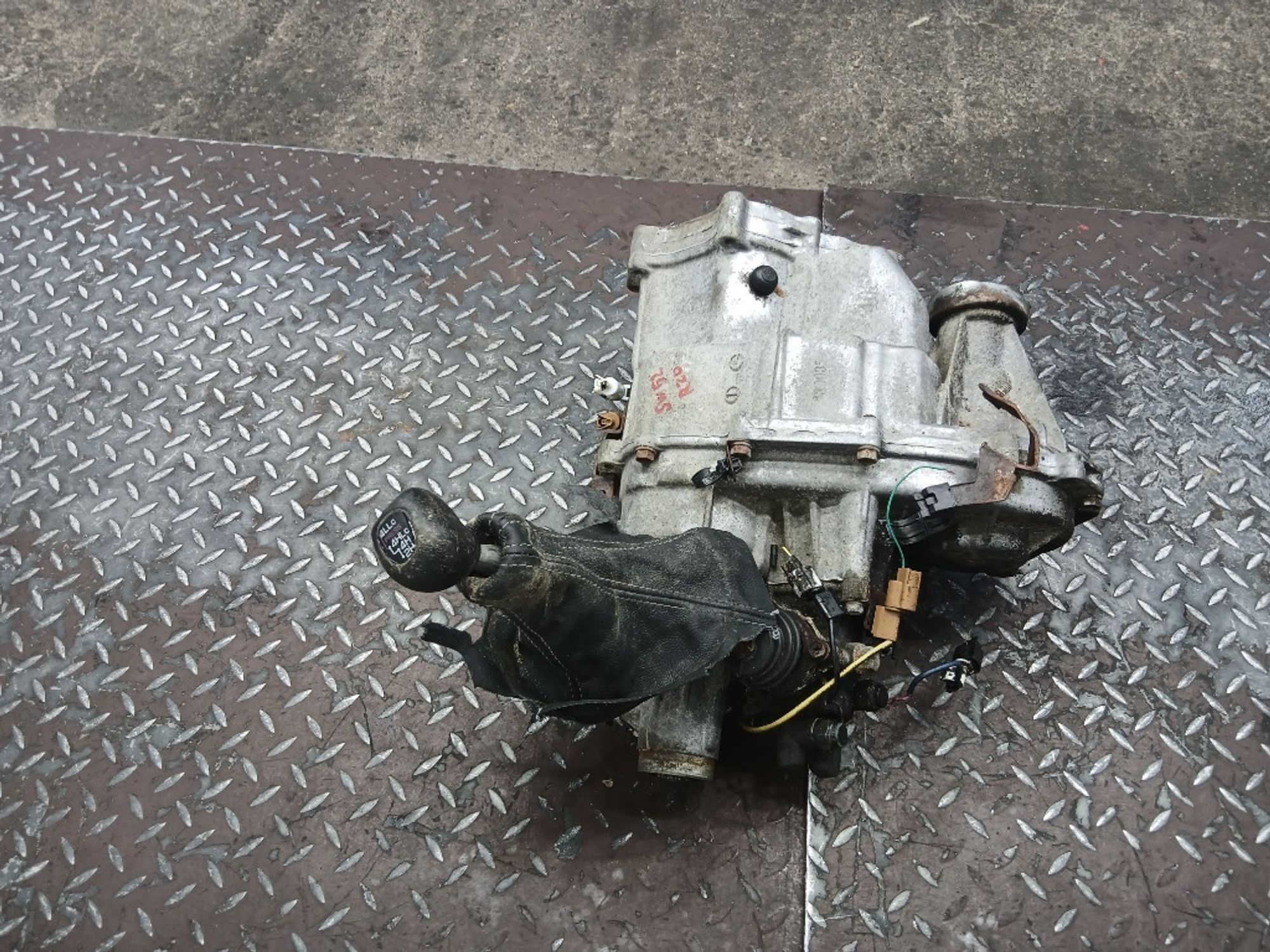 Раздаточная коробка Mitsubishi Pajero 4G94, 15000 рублей, Ростов-на-Дону