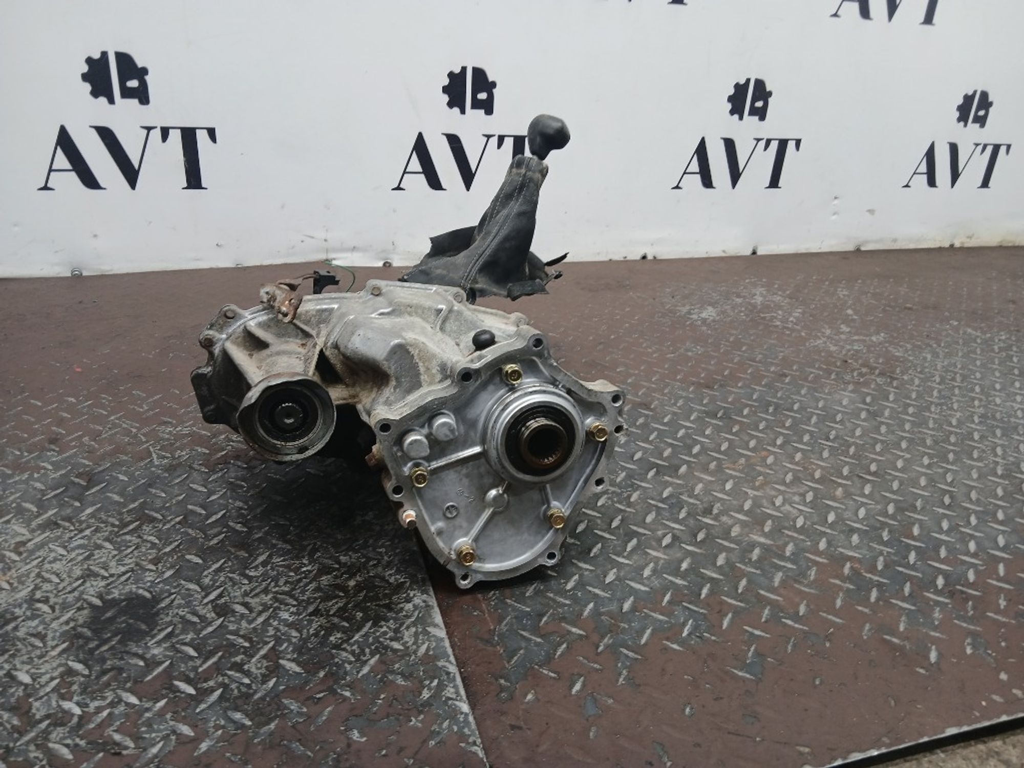 Раздаточная коробка Mitsubishi Pajero 4G94, 15000 рублей, Ростов-на-Дону