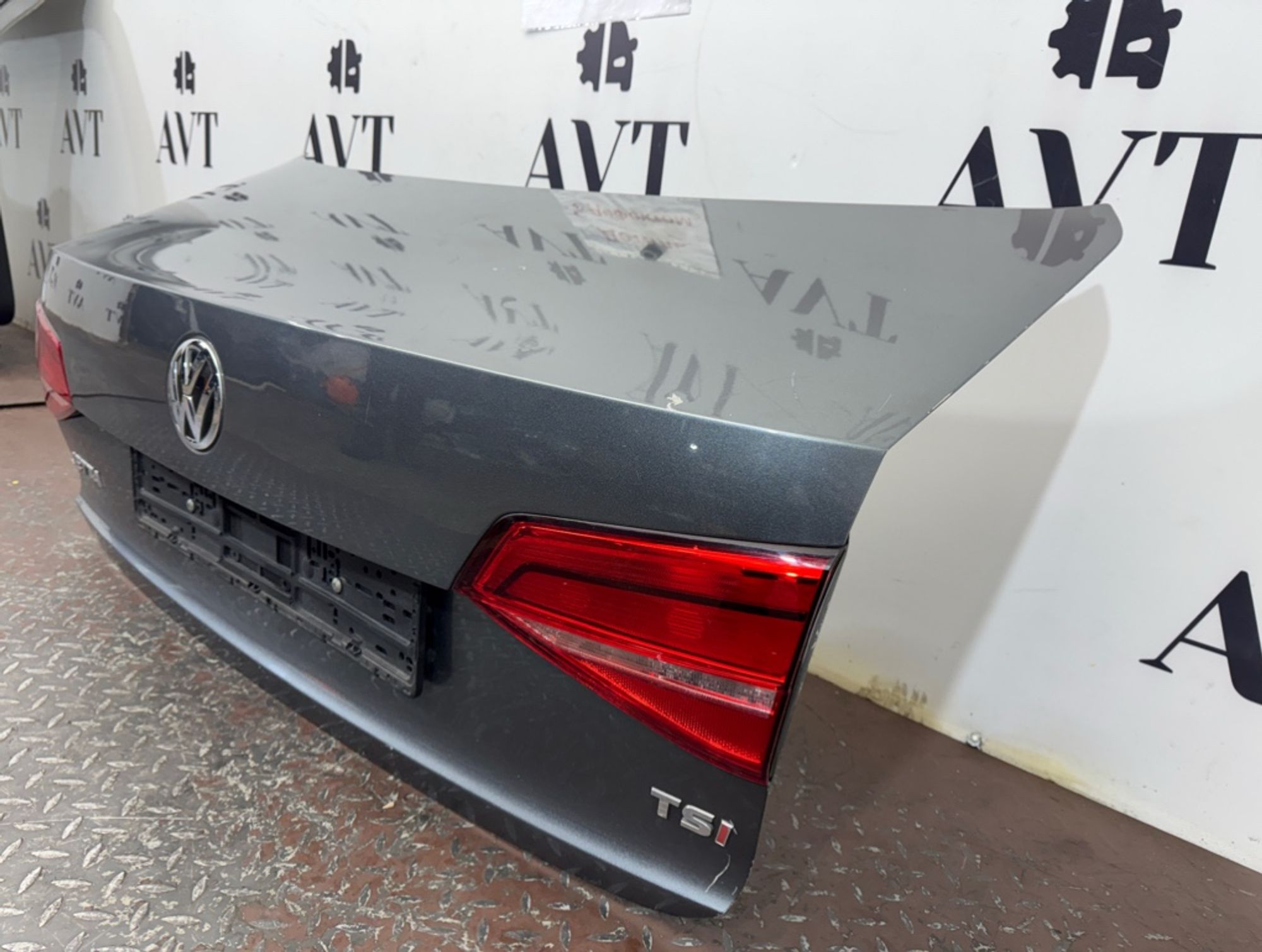 Крышка багажника Volkswagen Jetta 6, 30000 рублей, Ростов-на-Дону