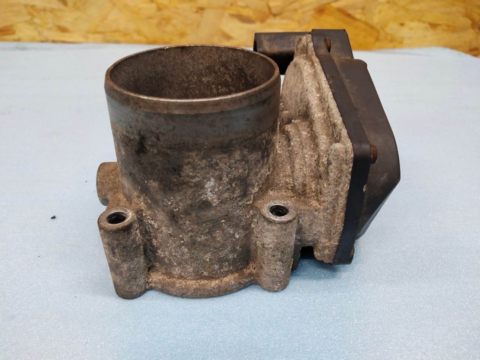 Дроссельная заслонка Volkswagen Golf BUD, 2000 рублей, Ростов-на-Дону