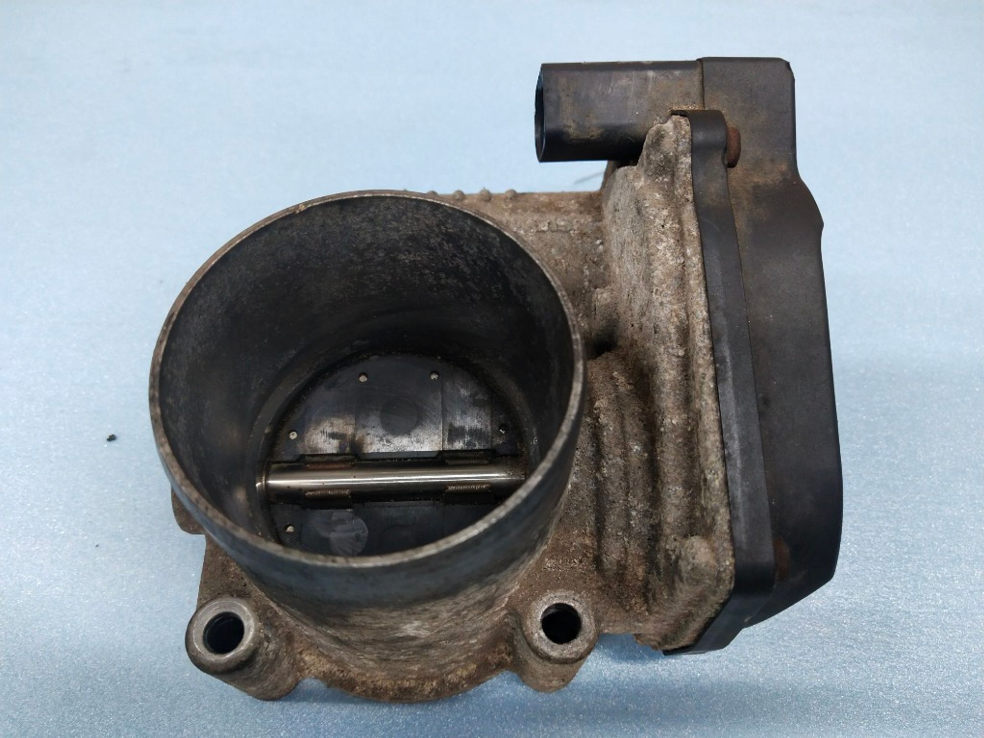 Дроссельная заслонка Volkswagen Golf BUD, 2000 рублей, Ростов-на-Дону