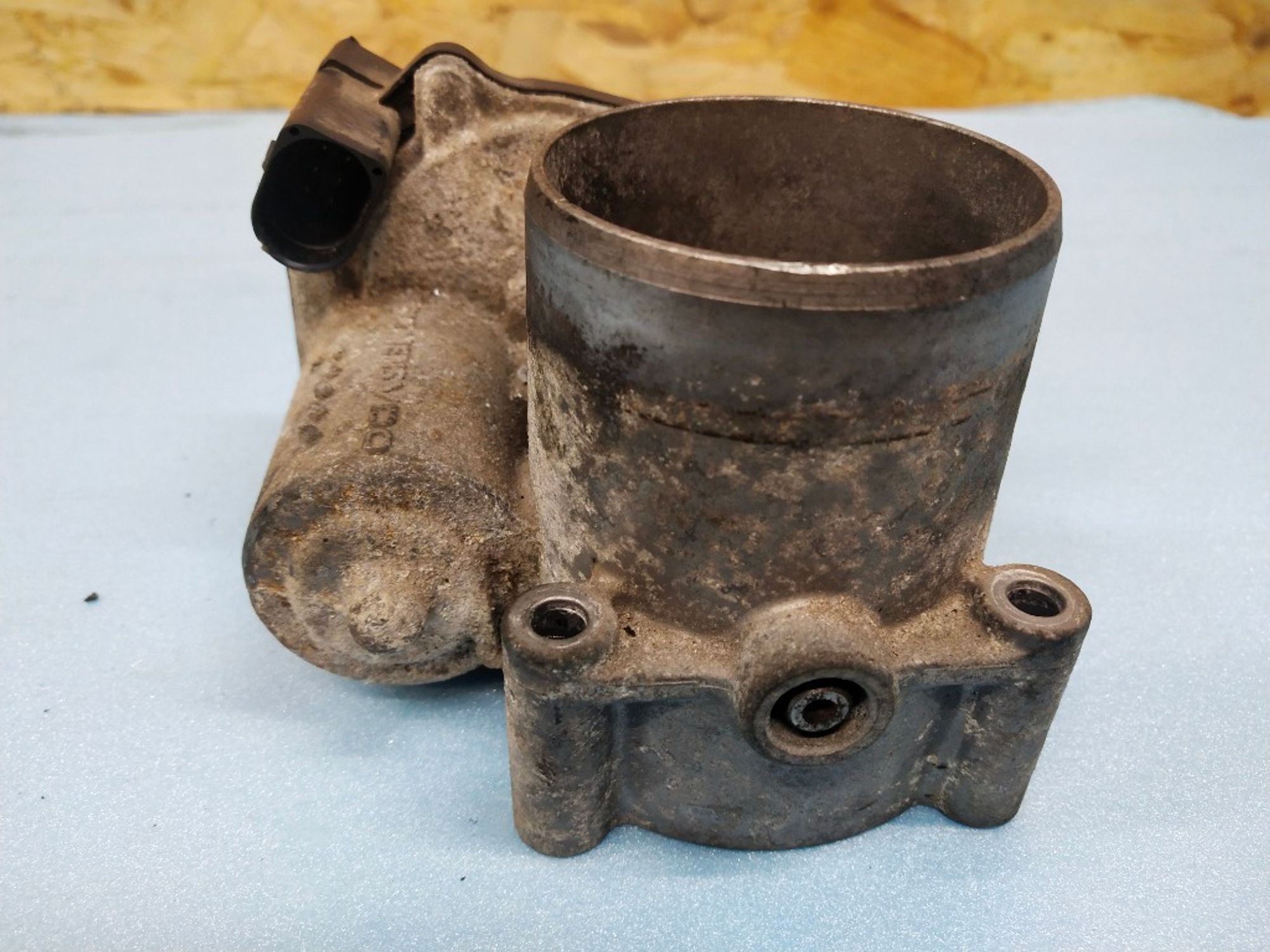 Дроссельная заслонка Volkswagen Golf BUD, 2000 рублей, Ростов-на-Дону