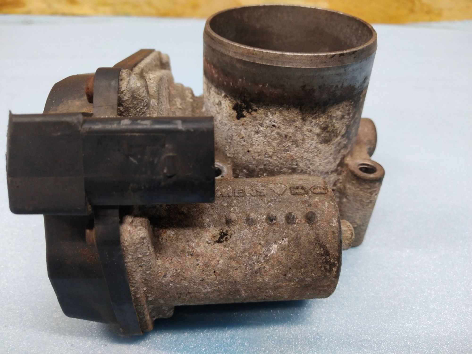 Дроссельная заслонка Volkswagen Golf BUD, 2000 рублей, Ростов-на-Дону