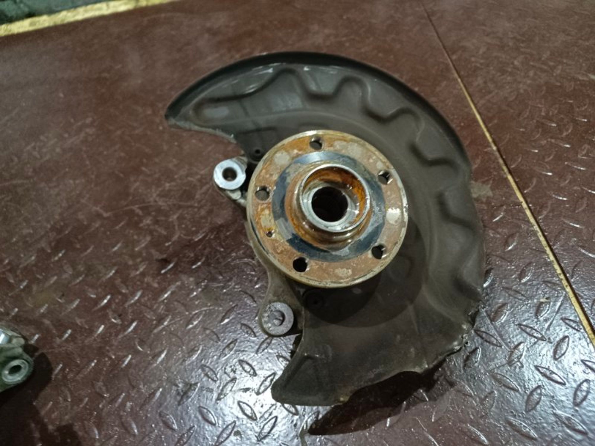 Кулак поворотный передний левый Skoda Octavia RS, 23000 рублей, Ростов-на-Дону