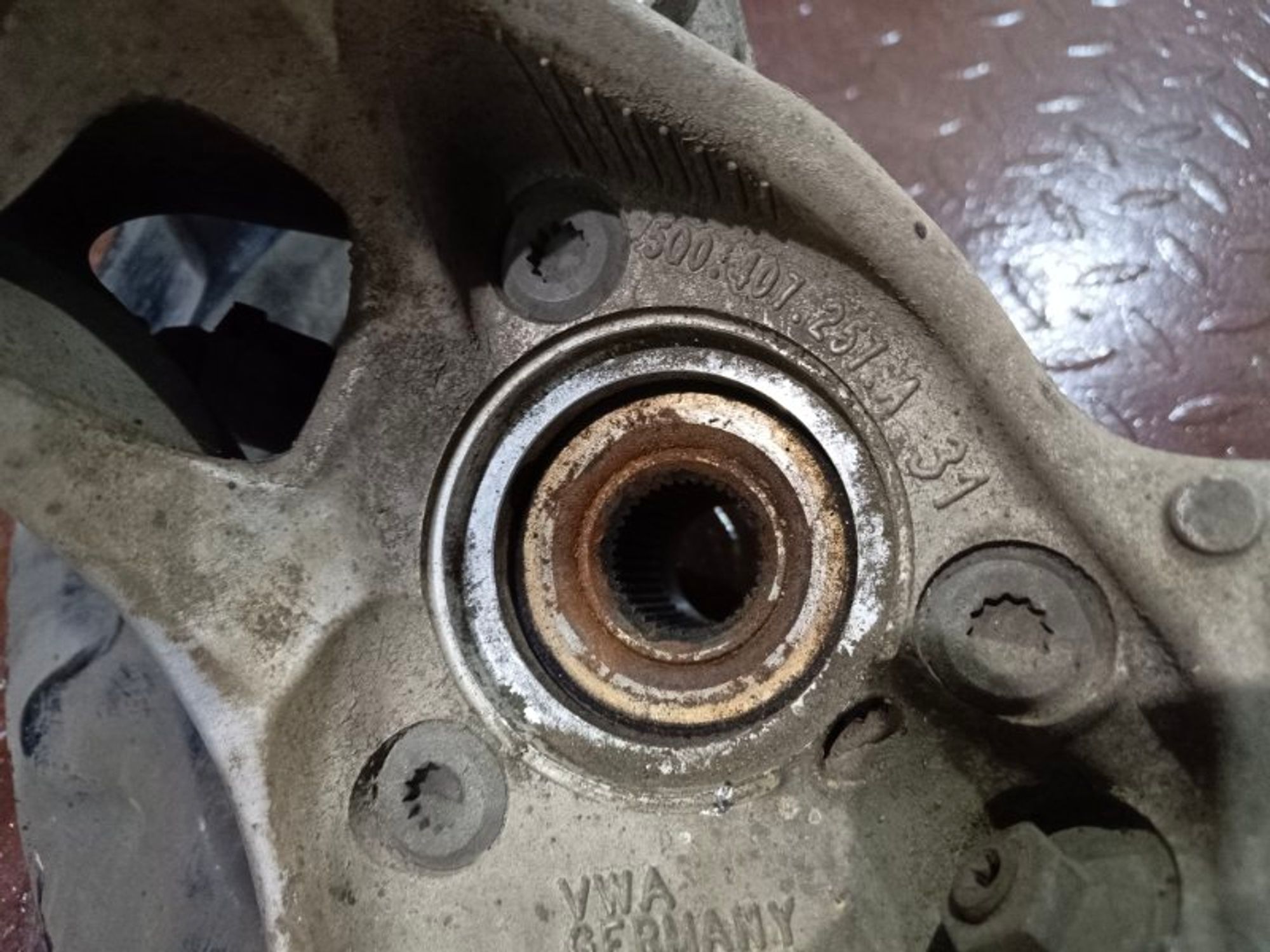 Кулак поворотный передний левый Skoda Octavia RS, 23000 рублей, Ростов-на-Дону