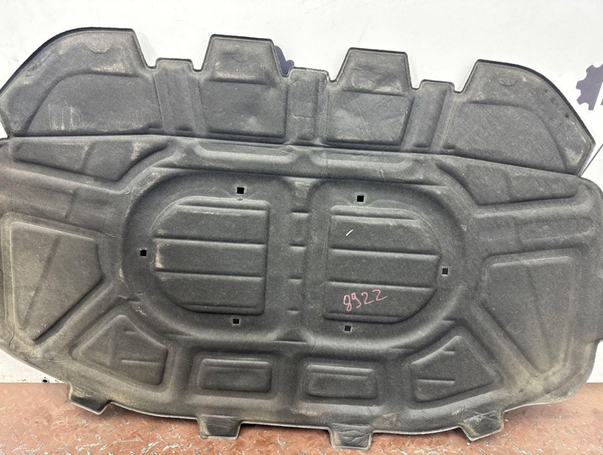 Обшивка капота Audi Q7 4L, 2500 рублей, Ростов-на-Дону