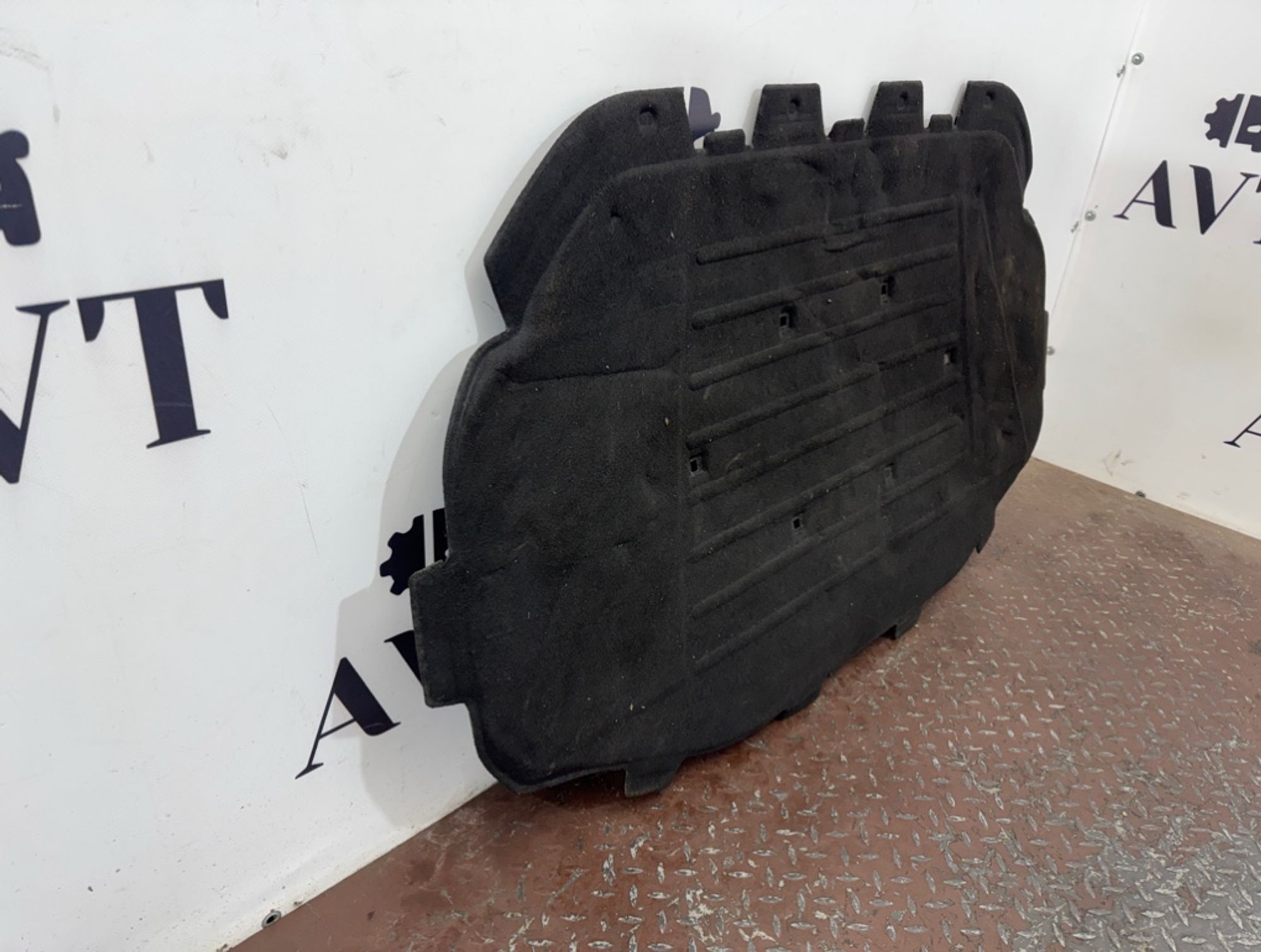 Обшивка капота Audi Q7 4L, 2500 рублей, Ростов-на-Дону