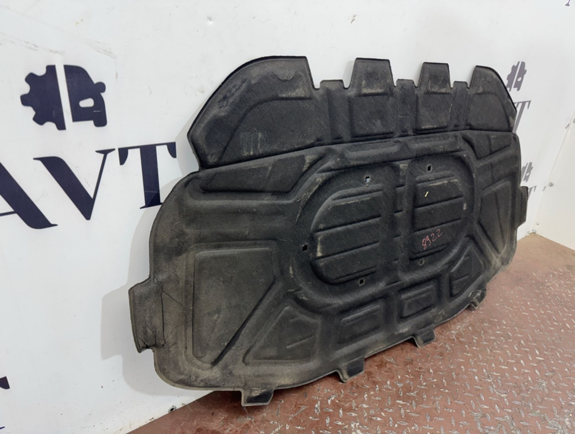 Обшивка капота Audi Q7 4L, 2500 рублей, Ростов-на-Дону