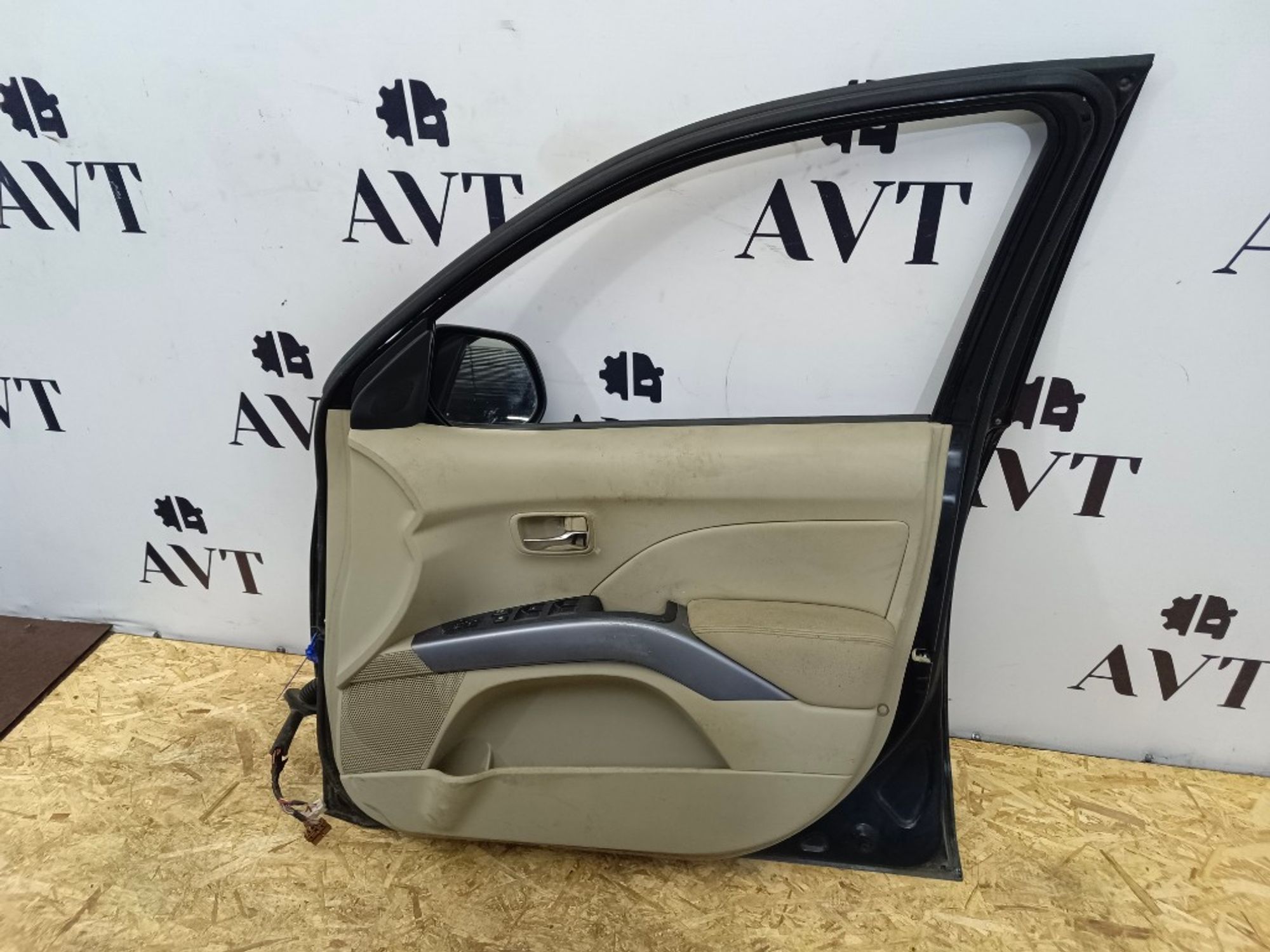 Дверь боковая передняя правая Citroen C-Crosser, 17000 рублей, Ростов-на-Дону