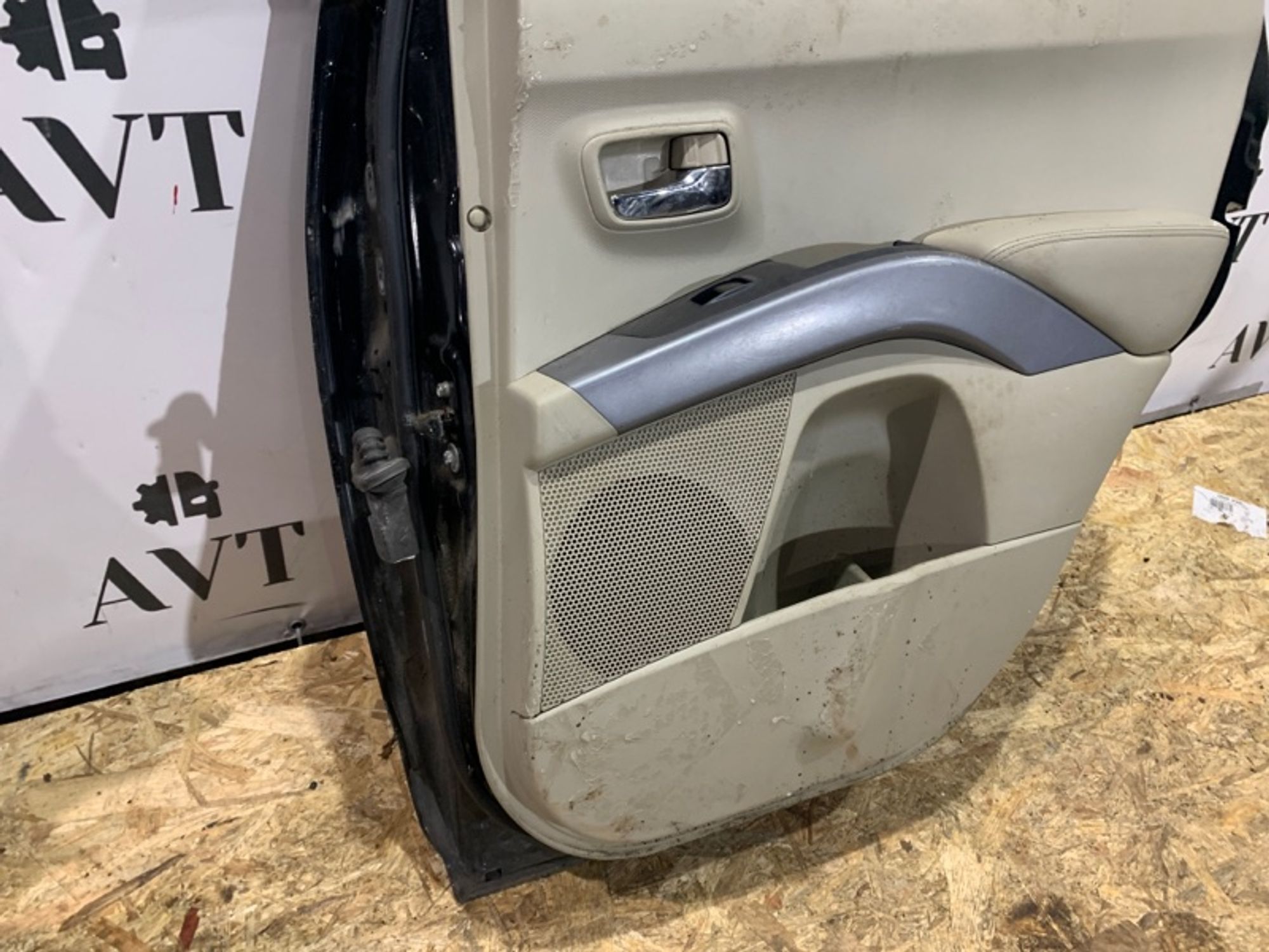 Дверь боковая задняя правая Citroen C-Crosser, 12000 рублей, Ростов-на-Дону