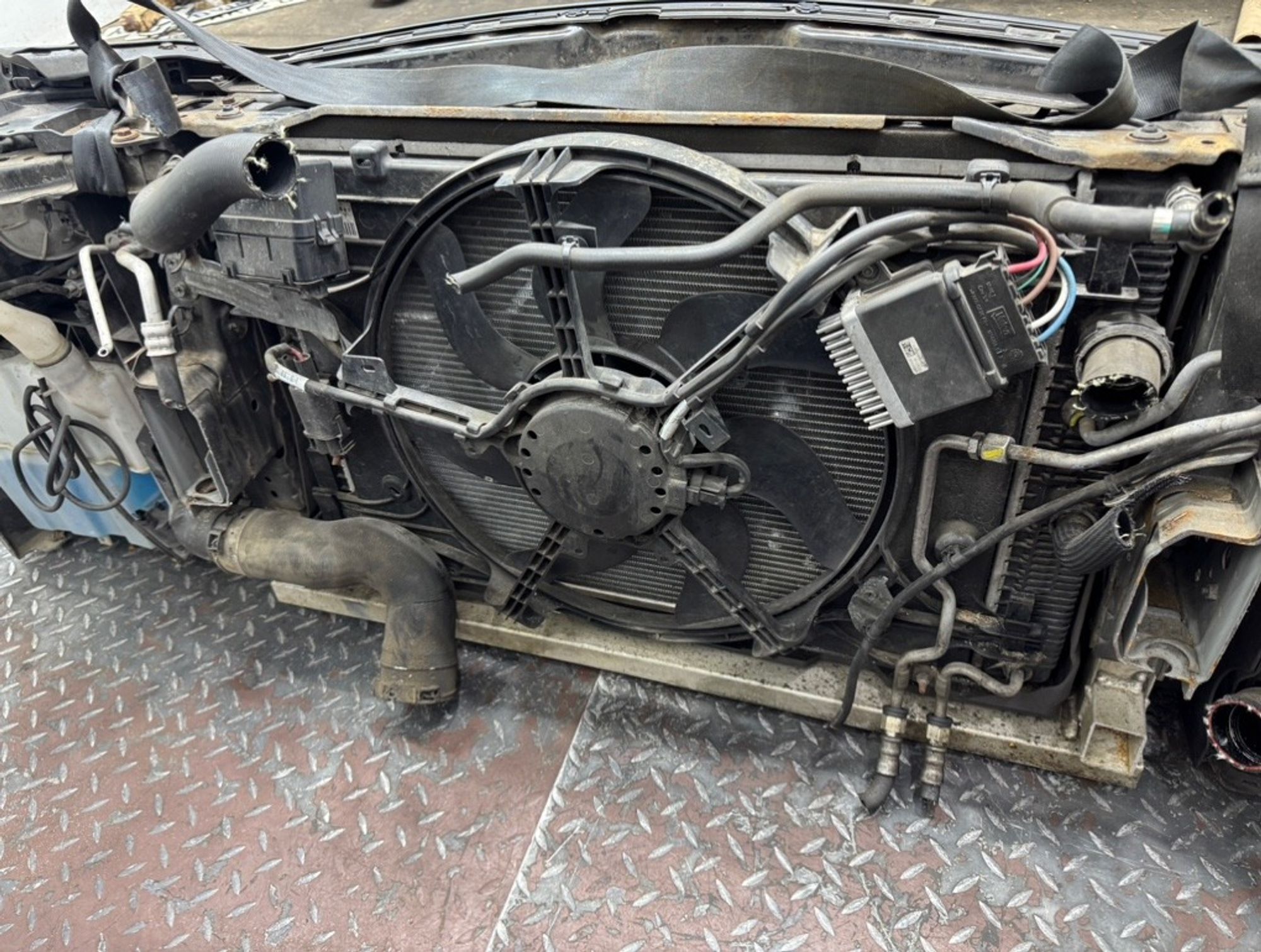 Ноускат (Nose Cut) Infinity Q50 V37 OM651.970, 240000 рублей, Ростов-на-Дону