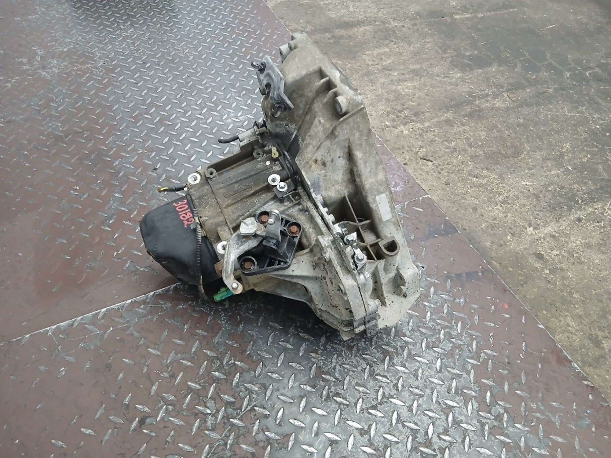 МКПП Nissan Qashqai HR16DE, 40000 рублей, Ростов-на-Дону
