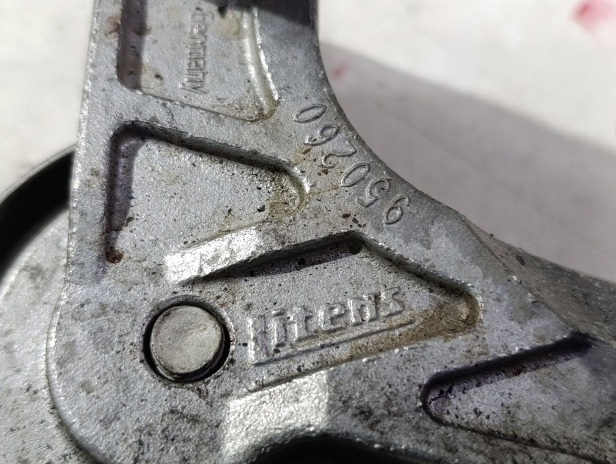 Ролик натяжной навесного оборудования Opel Corsa, 1500 рублей, Ростов-на-Дону