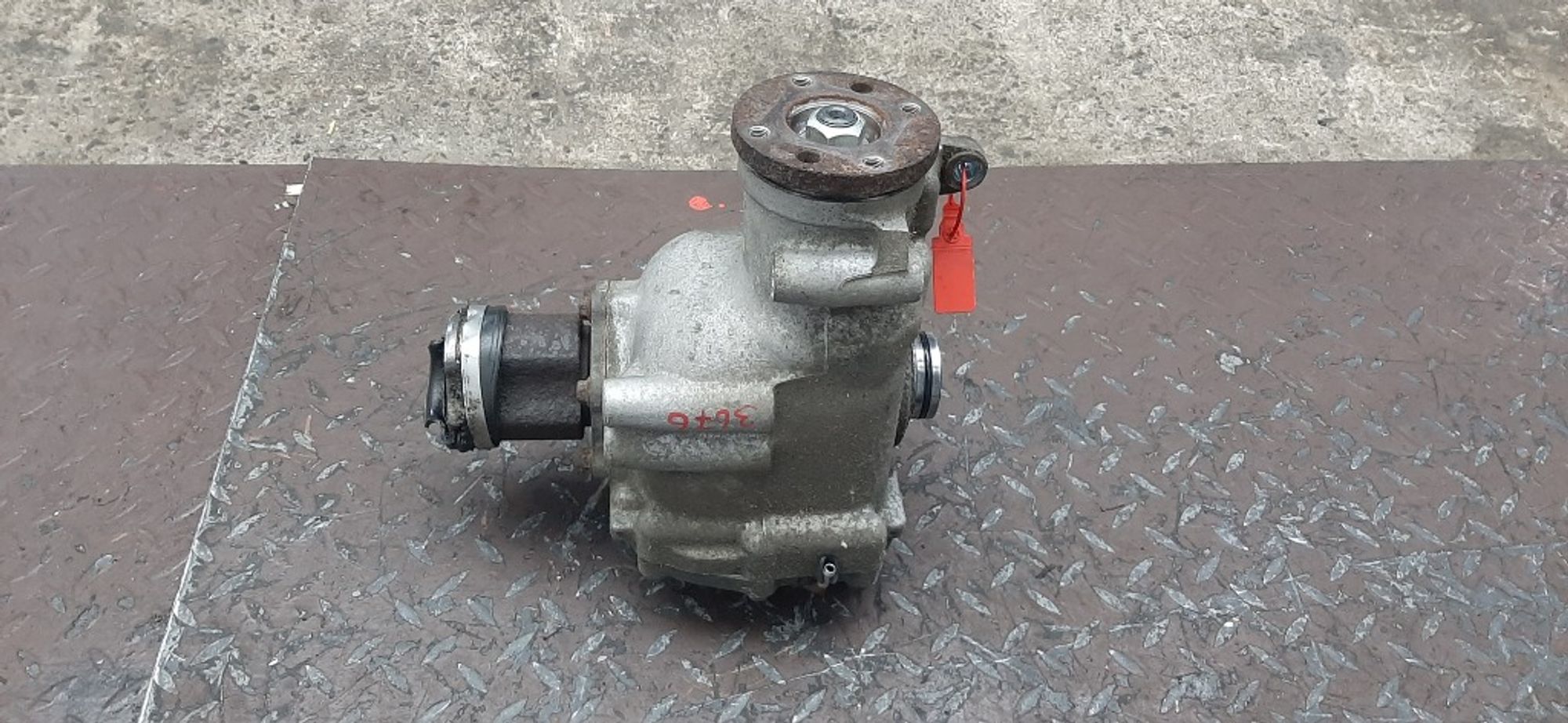 Раздаточная коробка Infinity FX VQ35HR, 23000 рублей, Ростов-на-Дону