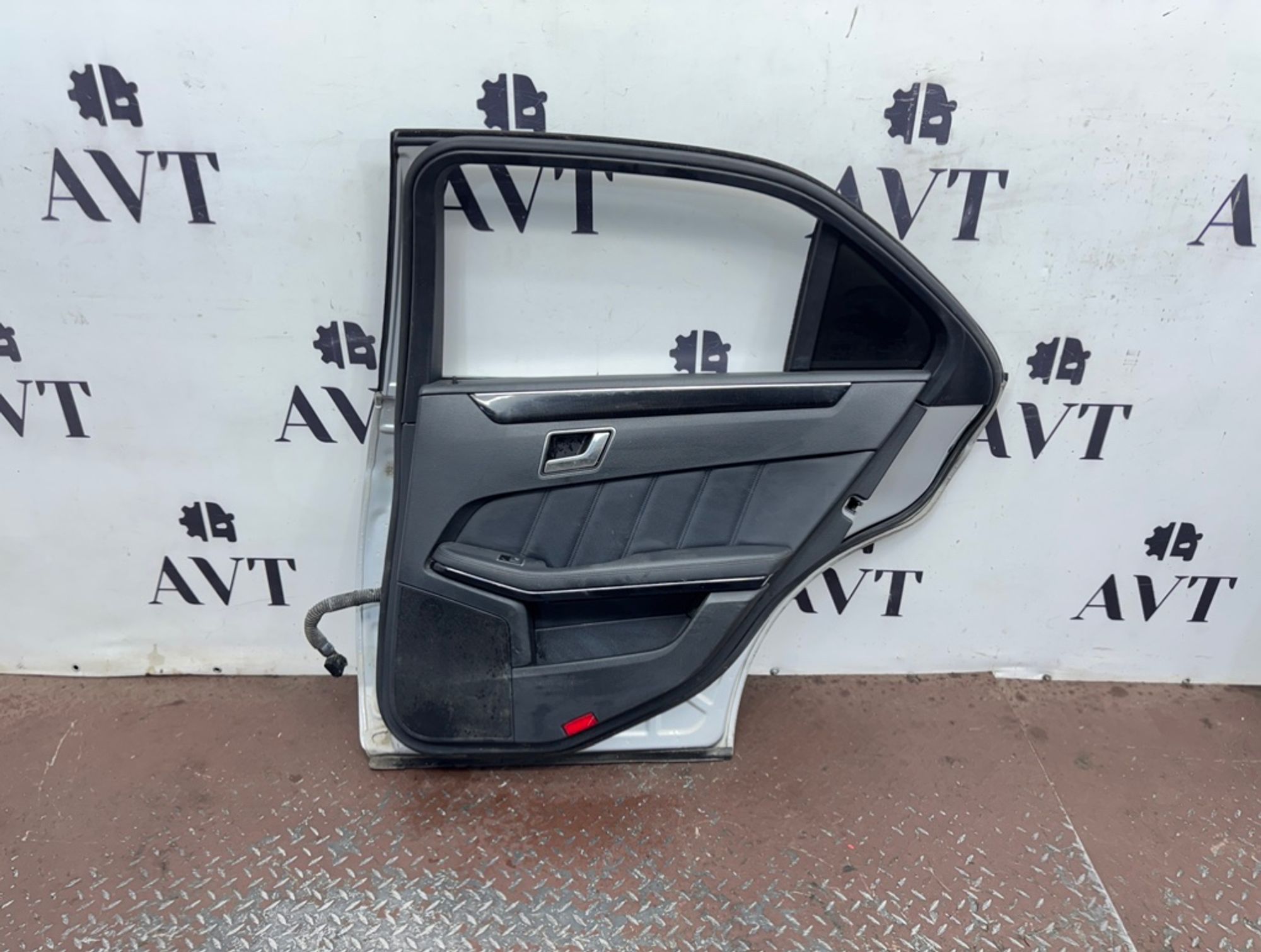 Дверь боковая задняя правая Mercedes-Benz E-Class, 25000 рублей, Ростов-на-Дону