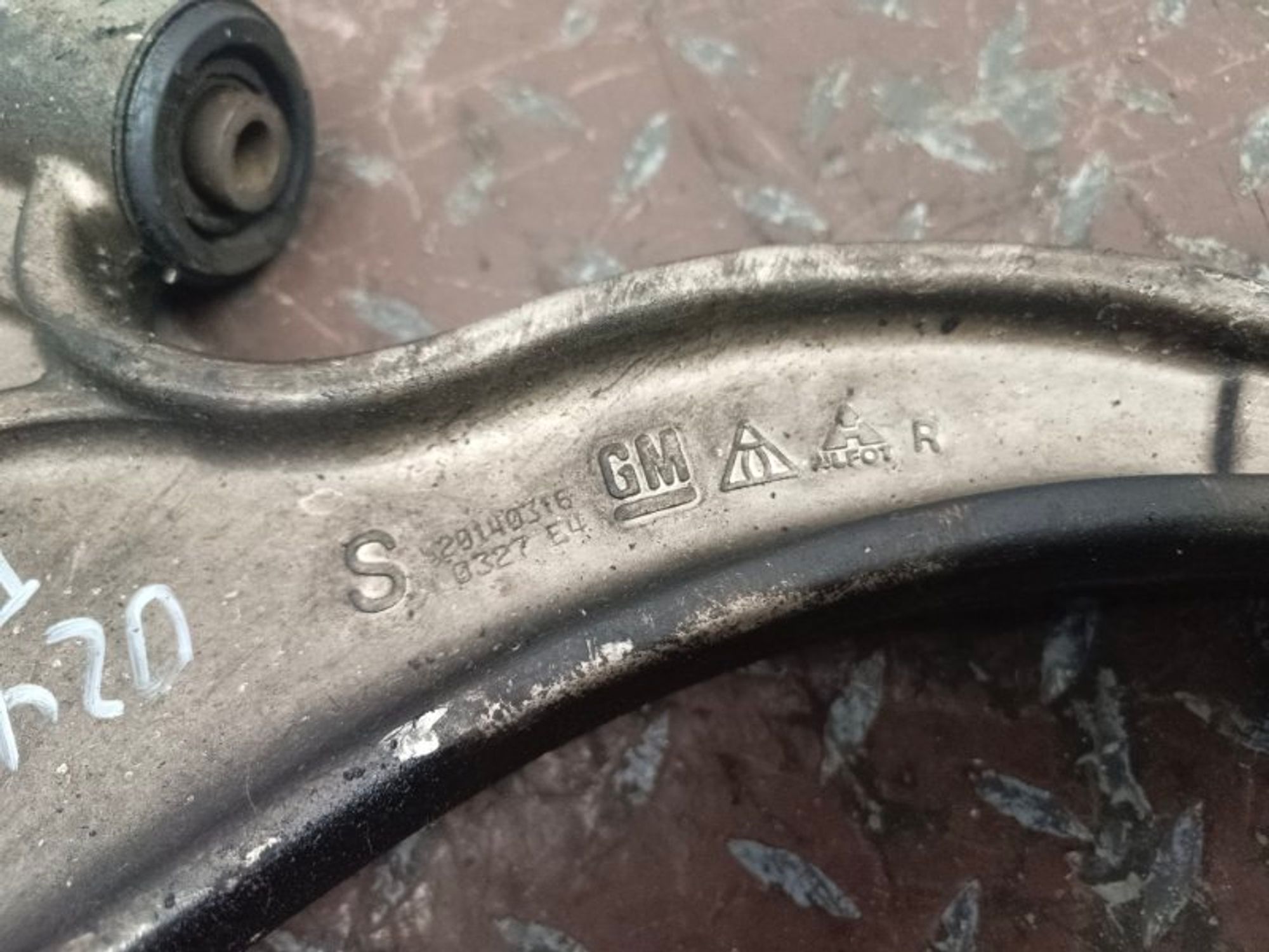 Рычаг подвески нижний передний правый Chevrolet, 3000 рублей, Ростов-на-Дону