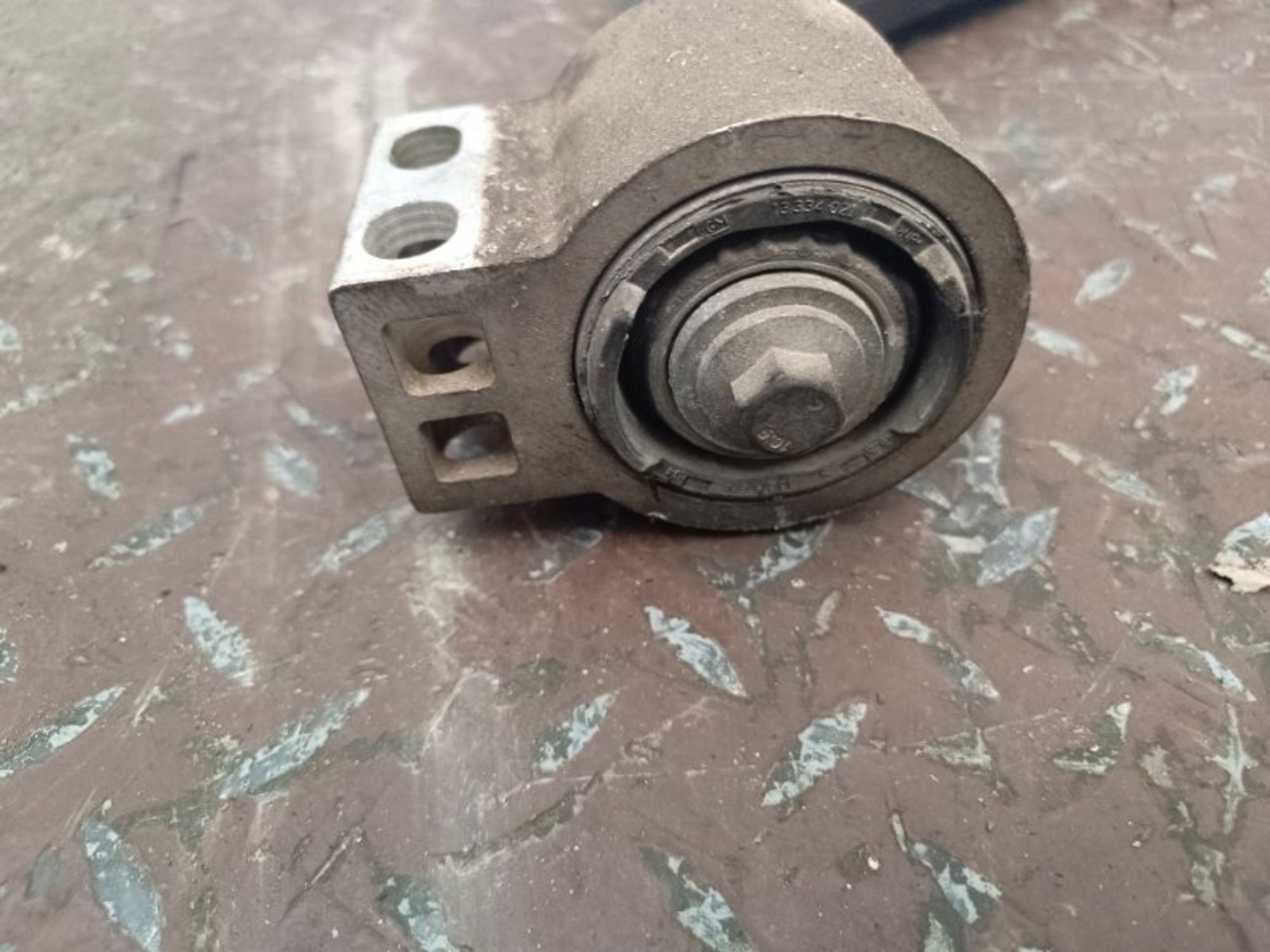 Рычаг подвески нижний передний правый Chevrolet, 3000 рублей, Ростов-на-Дону