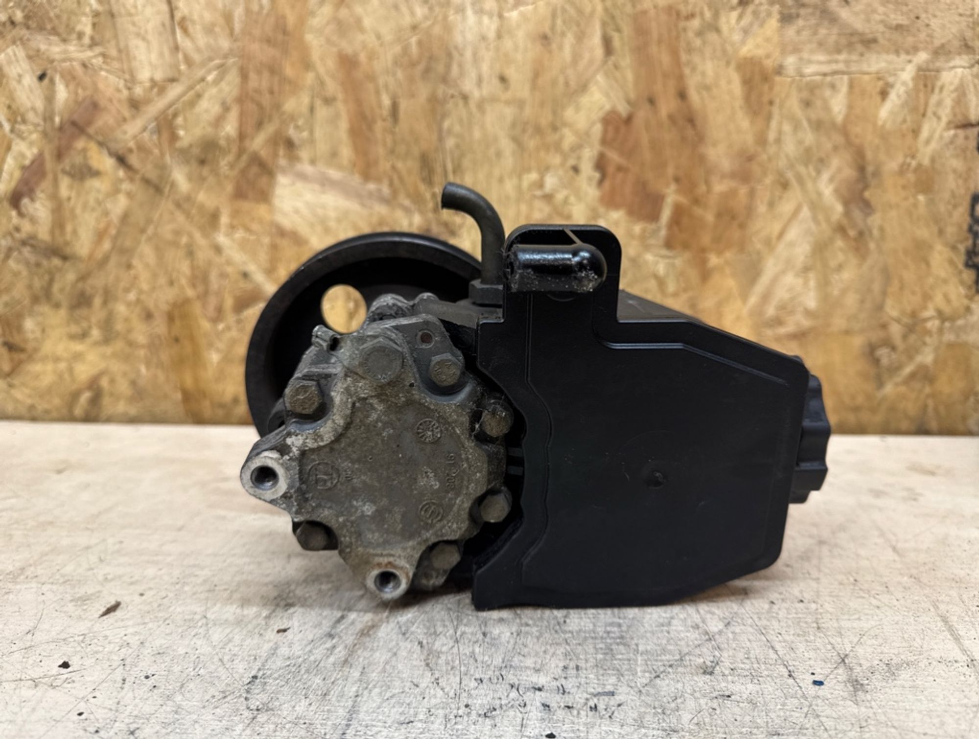 Насос гидроусилителя руля Mercedes-Benz C-Class, 6000 рублей, Ростов-на-Дону