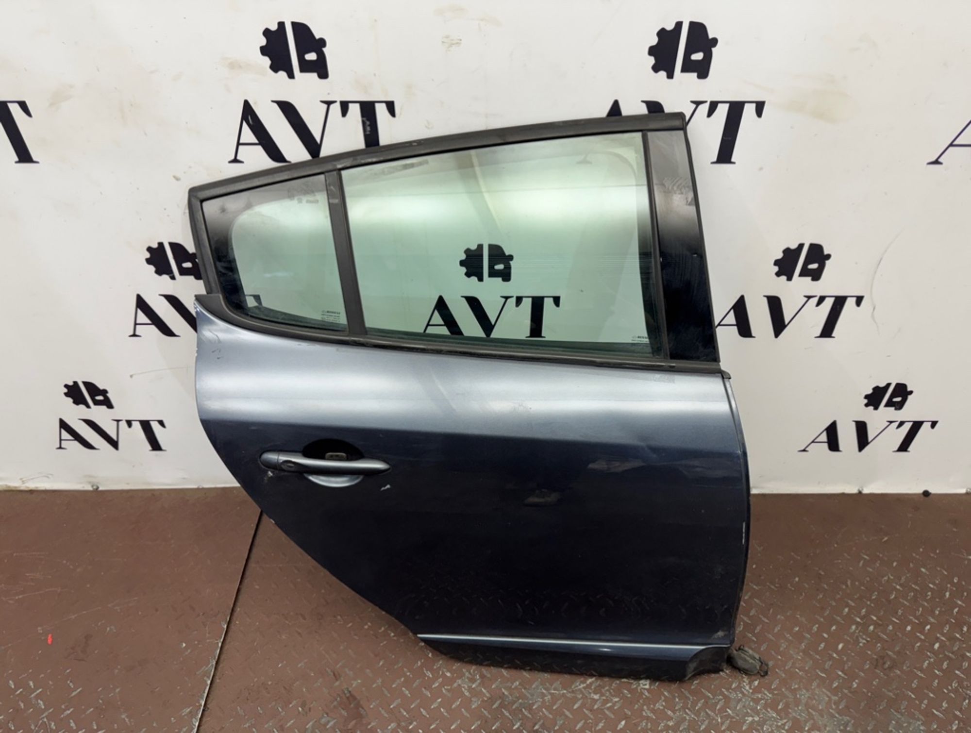 Дверь боковая задняя правая Renault Megane 3, 15000 рублей, Ростов-на-Дону