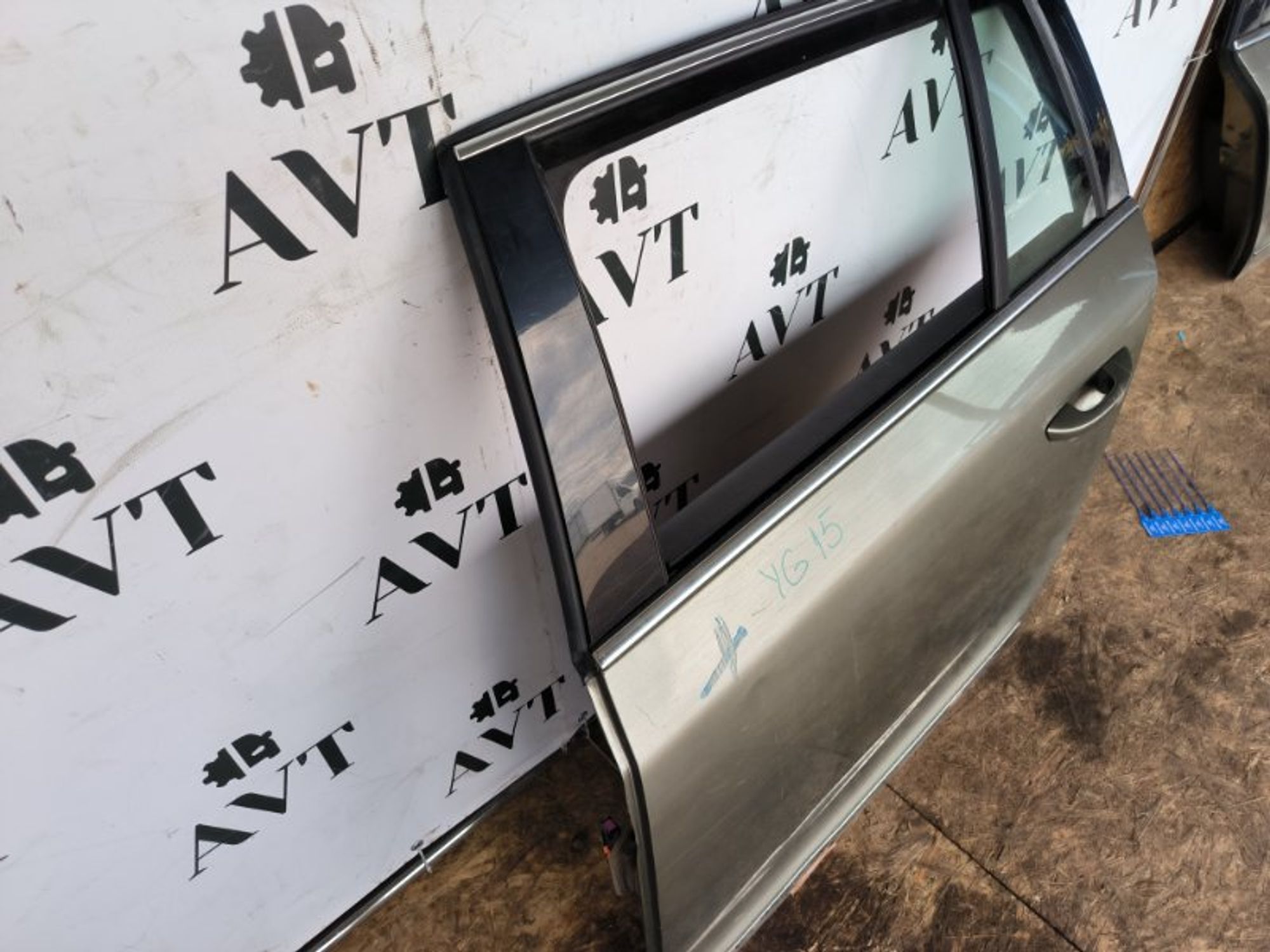 Дверь боковая задняя левая Skoda Superb, 17000 рублей, Ростов-на-Дону