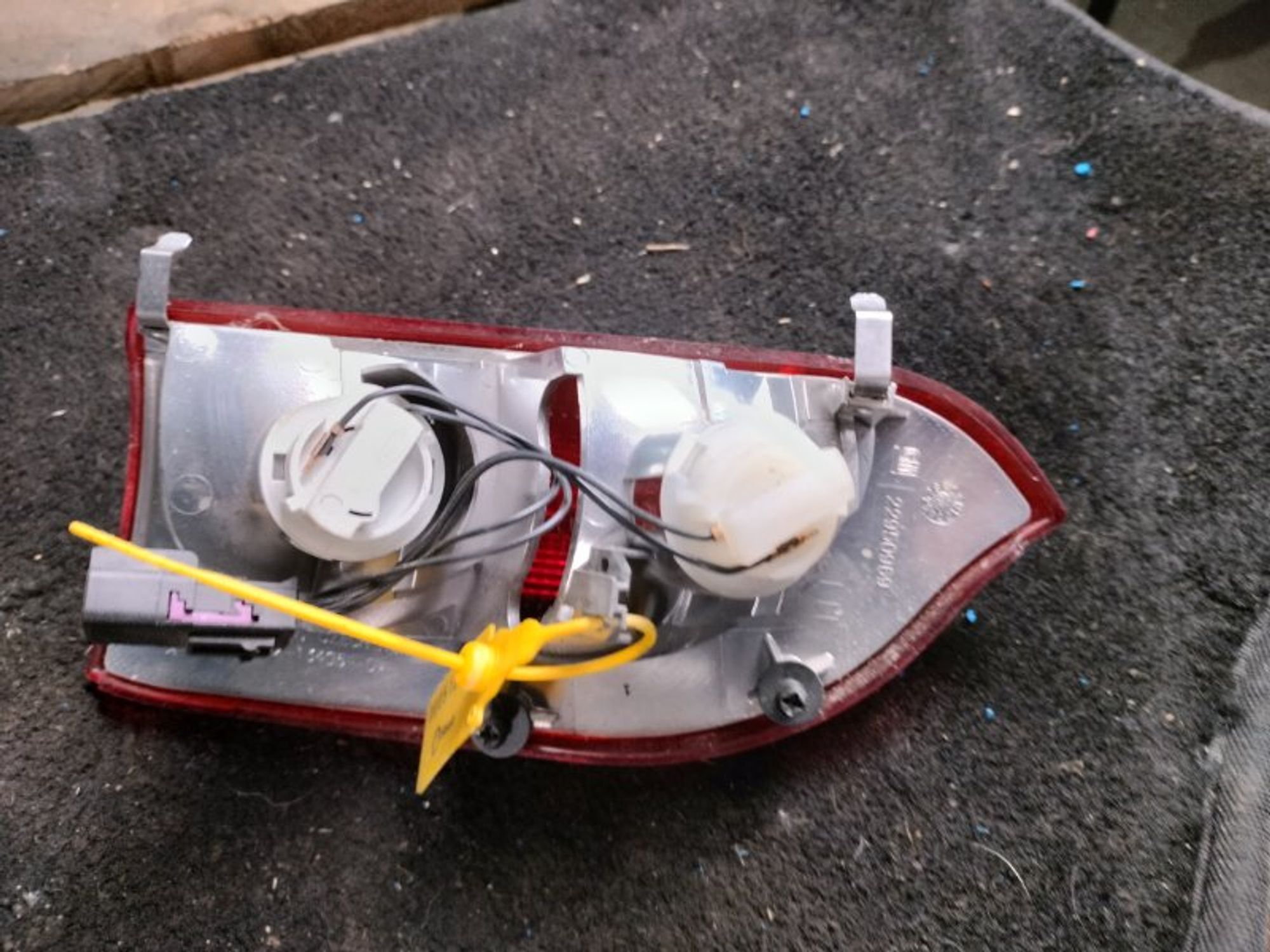 Фонарь задний левый Opel Insignia 1 0G-A A20DTH, 2000 рублей, Ростов-на-Дону