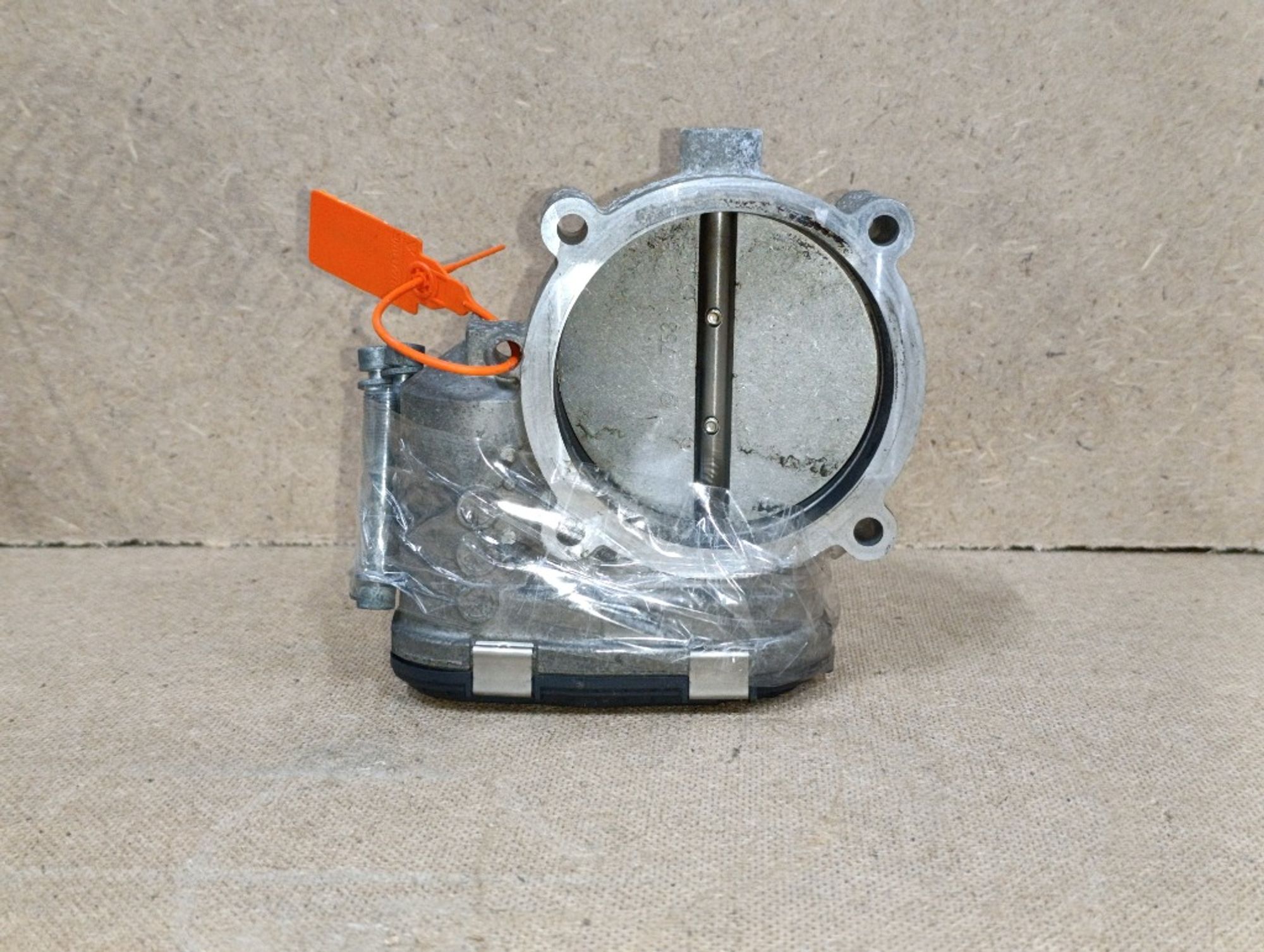 Дроссельная заслонка Volkswagen Touareg AXQ, 2000 рублей, Ростов-на-Дону