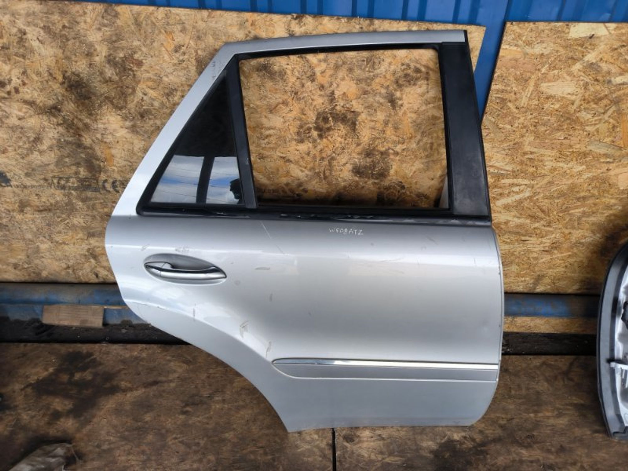 Дверь боковая задняя правая Mercedes-Benz ML W164, 12000 рублей, Ростов-на-Дону