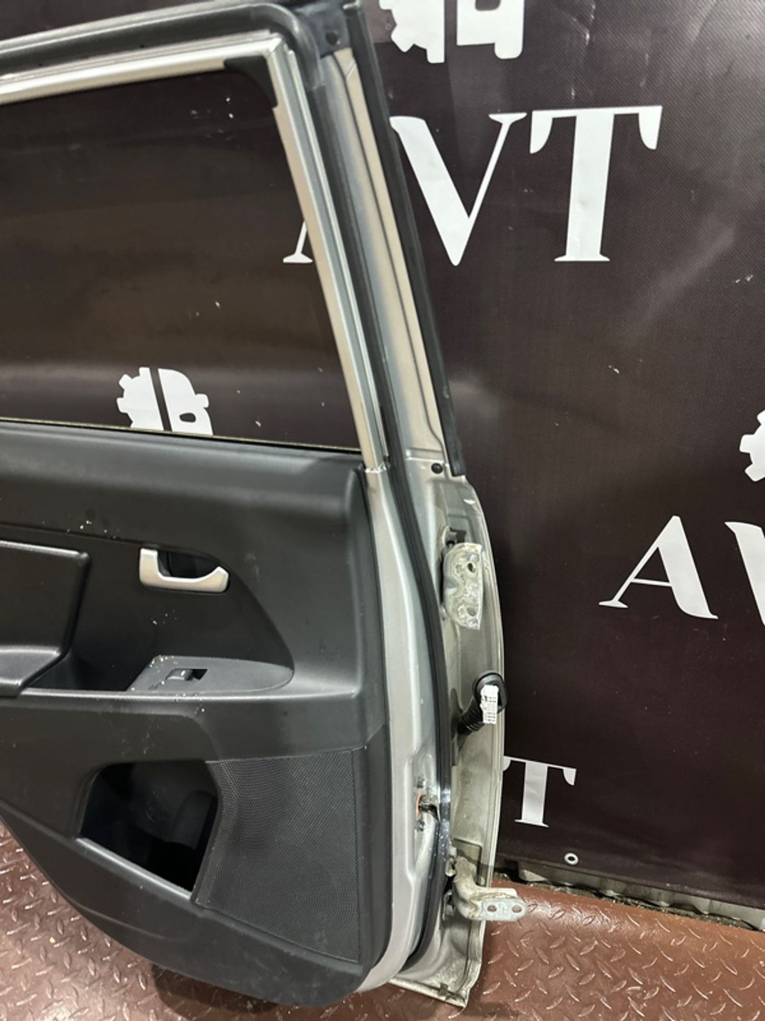 Дверь боковая задняя левая KIA Sportage 3, 35000 рублей, Ростов-на-Дону