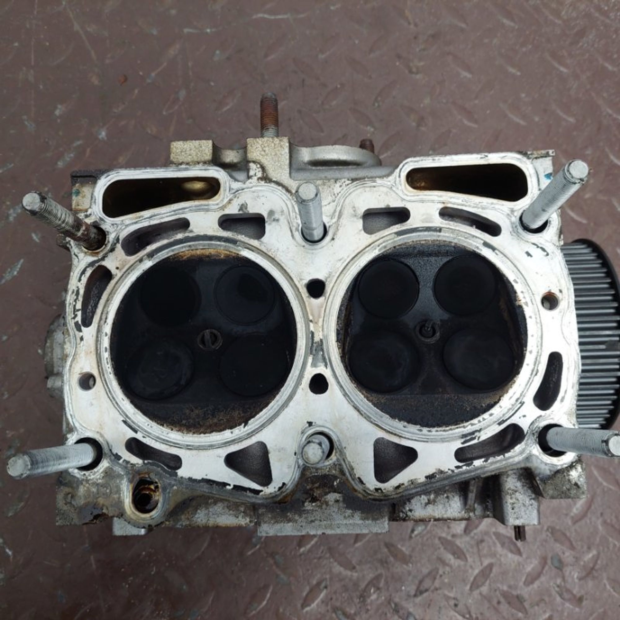 Головка блока цилиндров левая Subaru Forester, 8000 рублей, Ростов-на-Дону