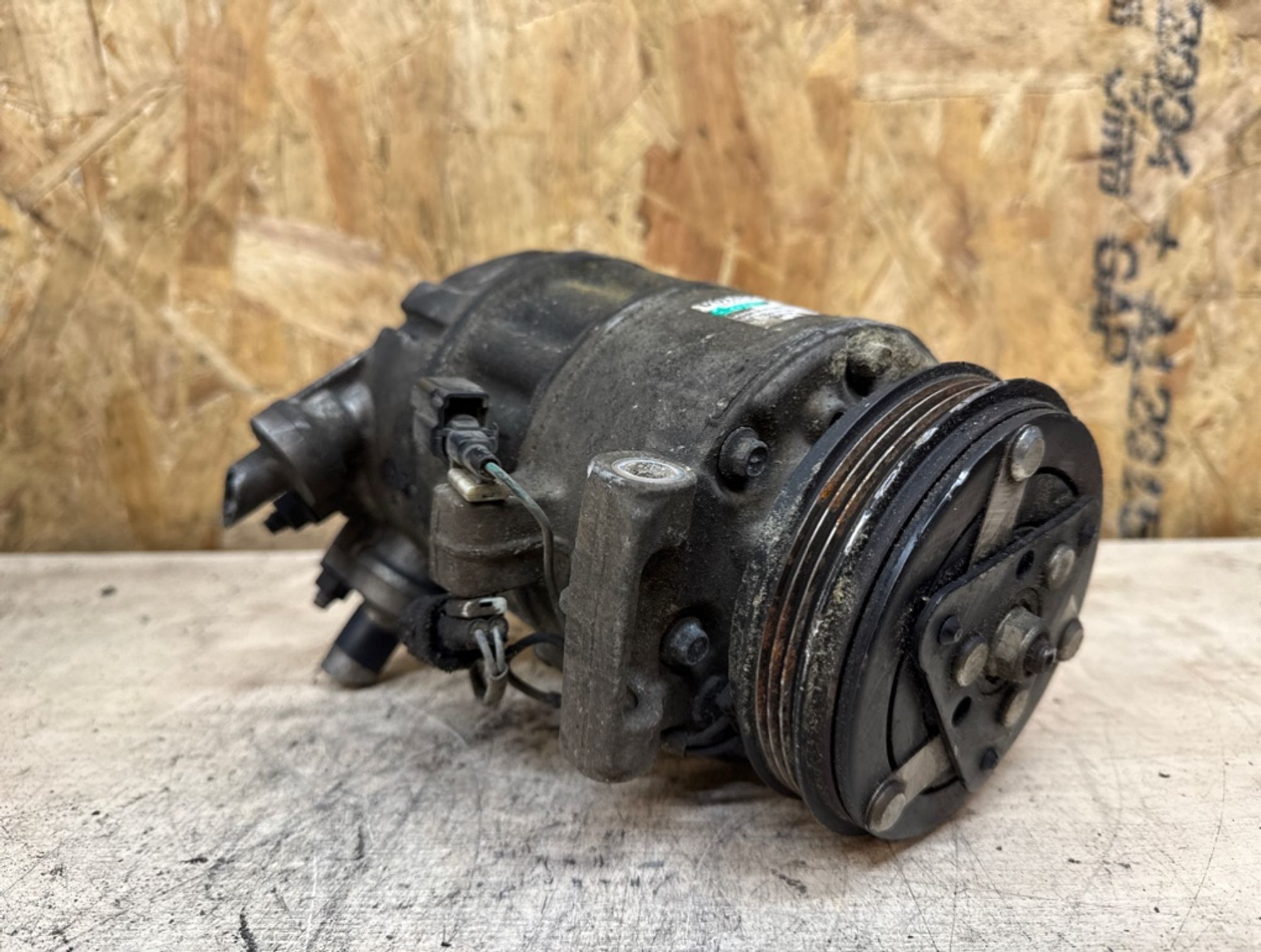 Компрессор кондиционера Volvo XC70 D5244T15, 10000 рублей, Ростов-на-Дону