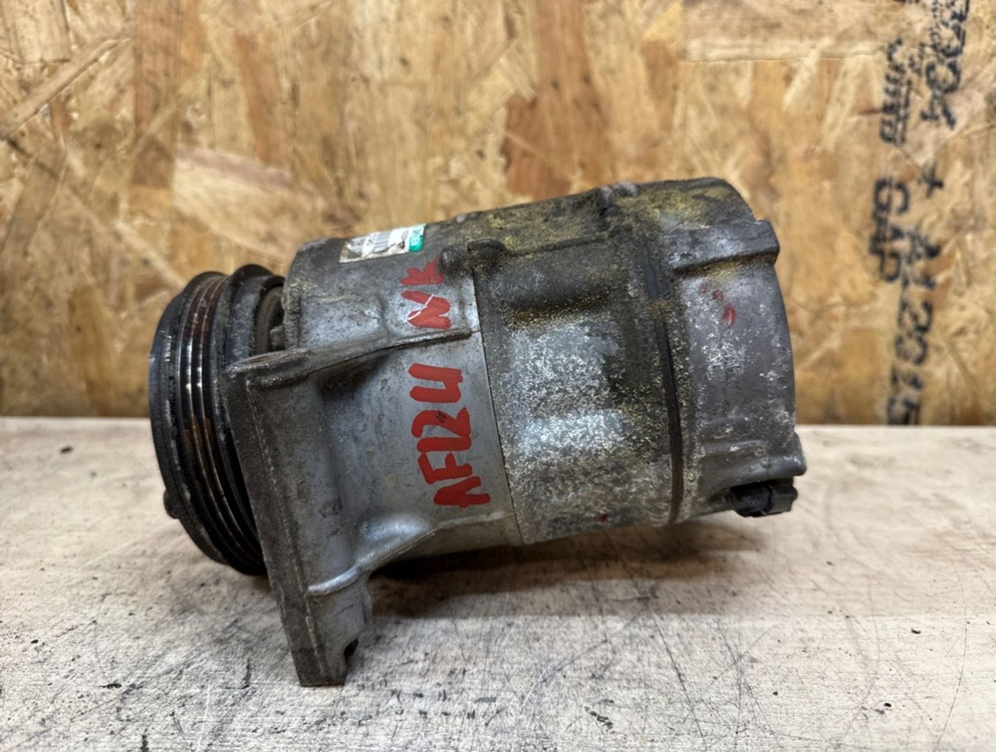 Компрессор кондиционера Volvo XC70 D5244T15, 10000 рублей, Ростов-на-Дону