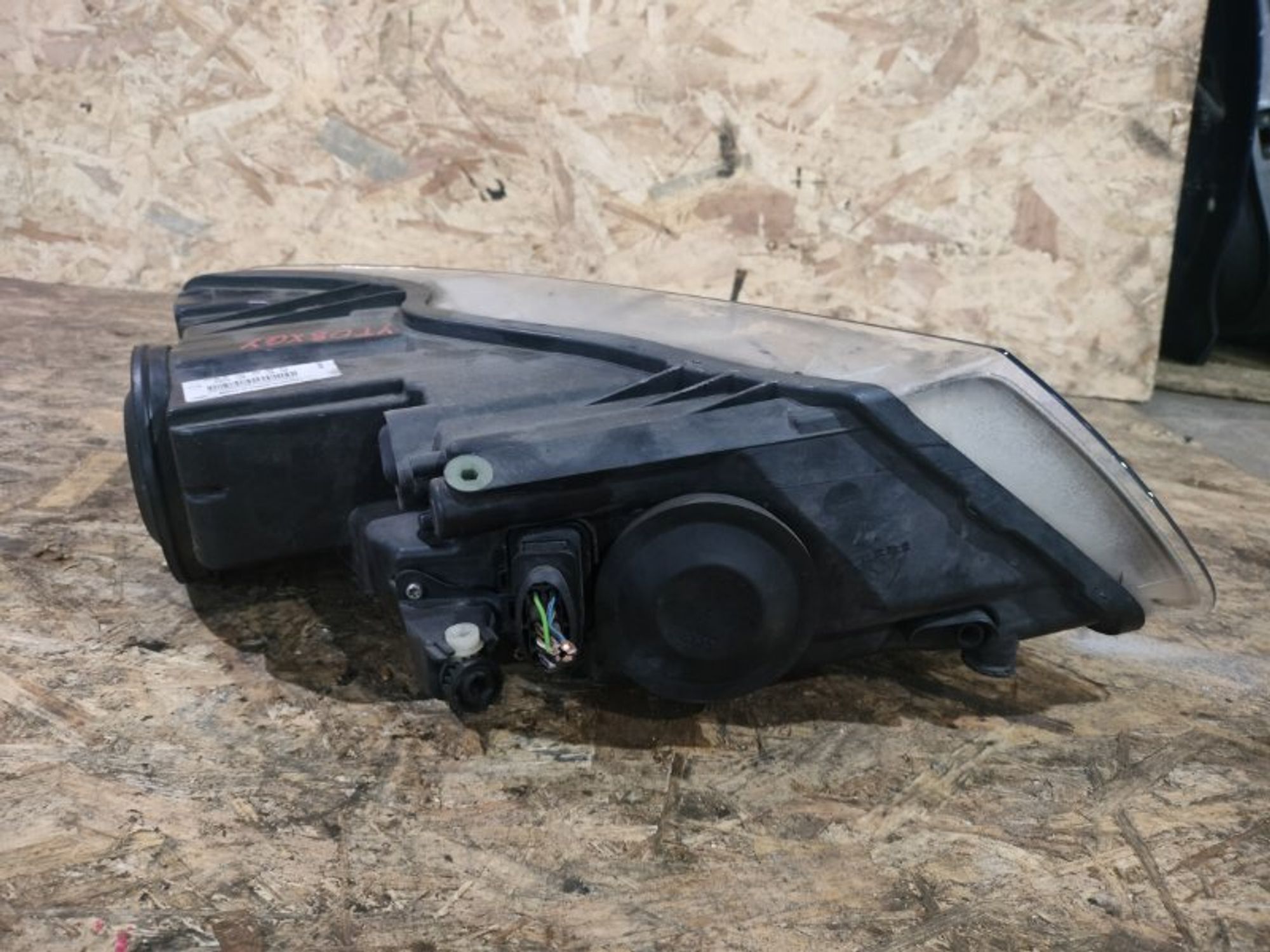 Фара галогеновая левая Volkswagen Touareg GP, 21000 рублей, Ростов-на-Дону