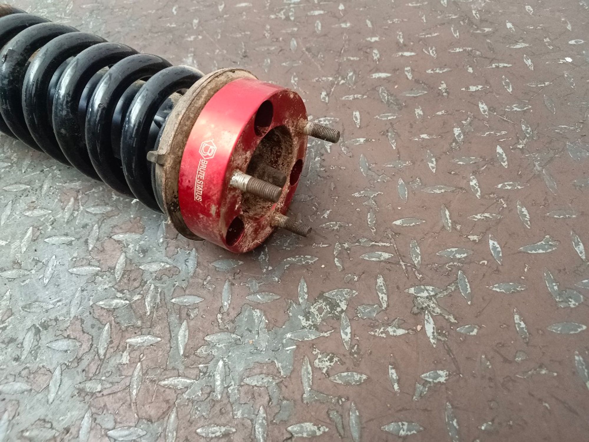 Стойка подвески передняя Nissan Navara YD25DDTI, 5000 рублей, Ростов-на-Дону