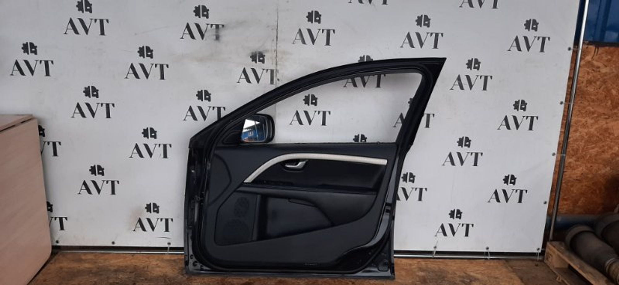Дверь боковая передняя правая Volvo XC70, 20000 рублей, Ростов-на-Дону