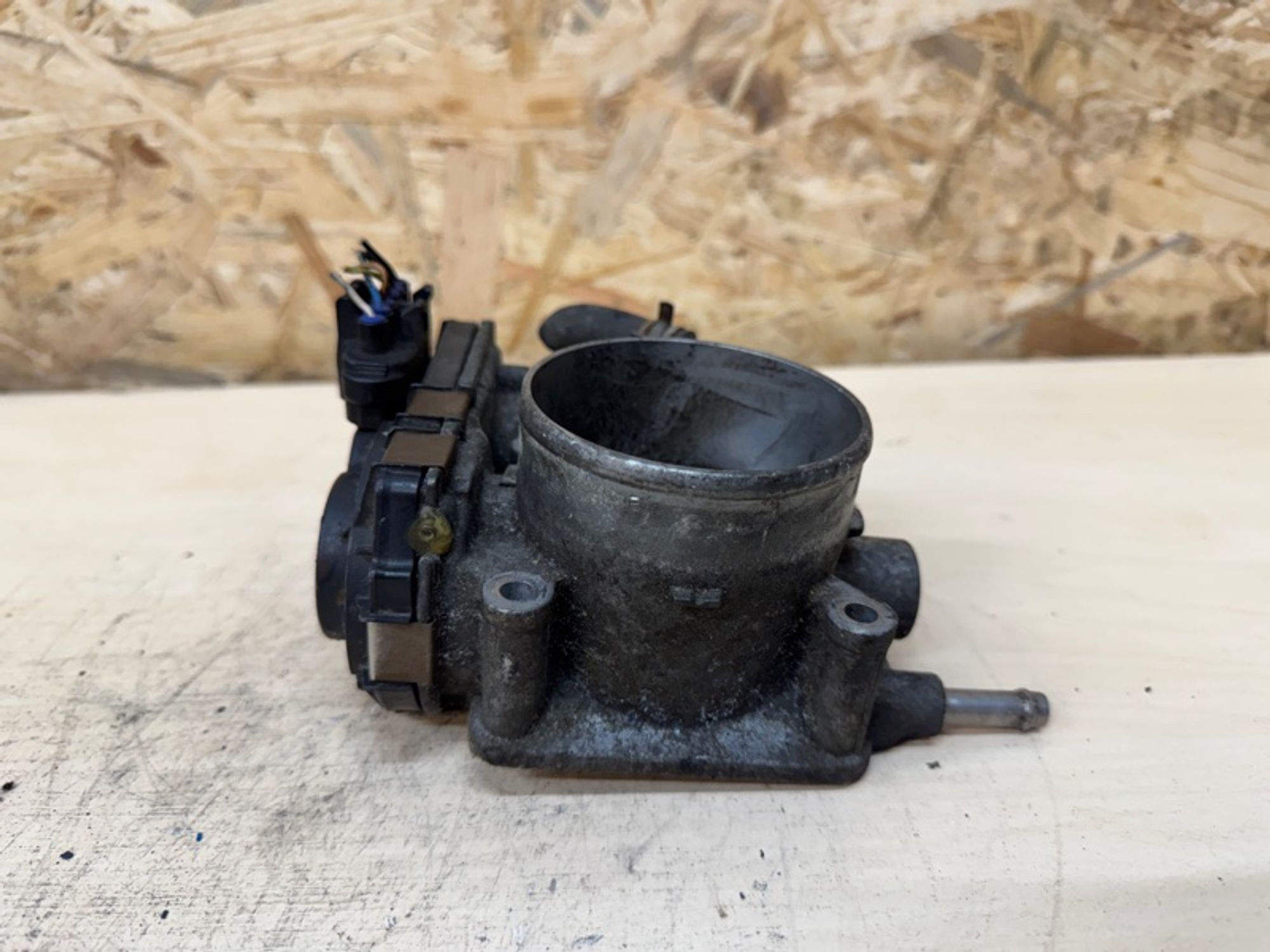 Дроссельная заслонка Subaru Outback EZ30D, 3000 рублей, Ростов-на-Дону