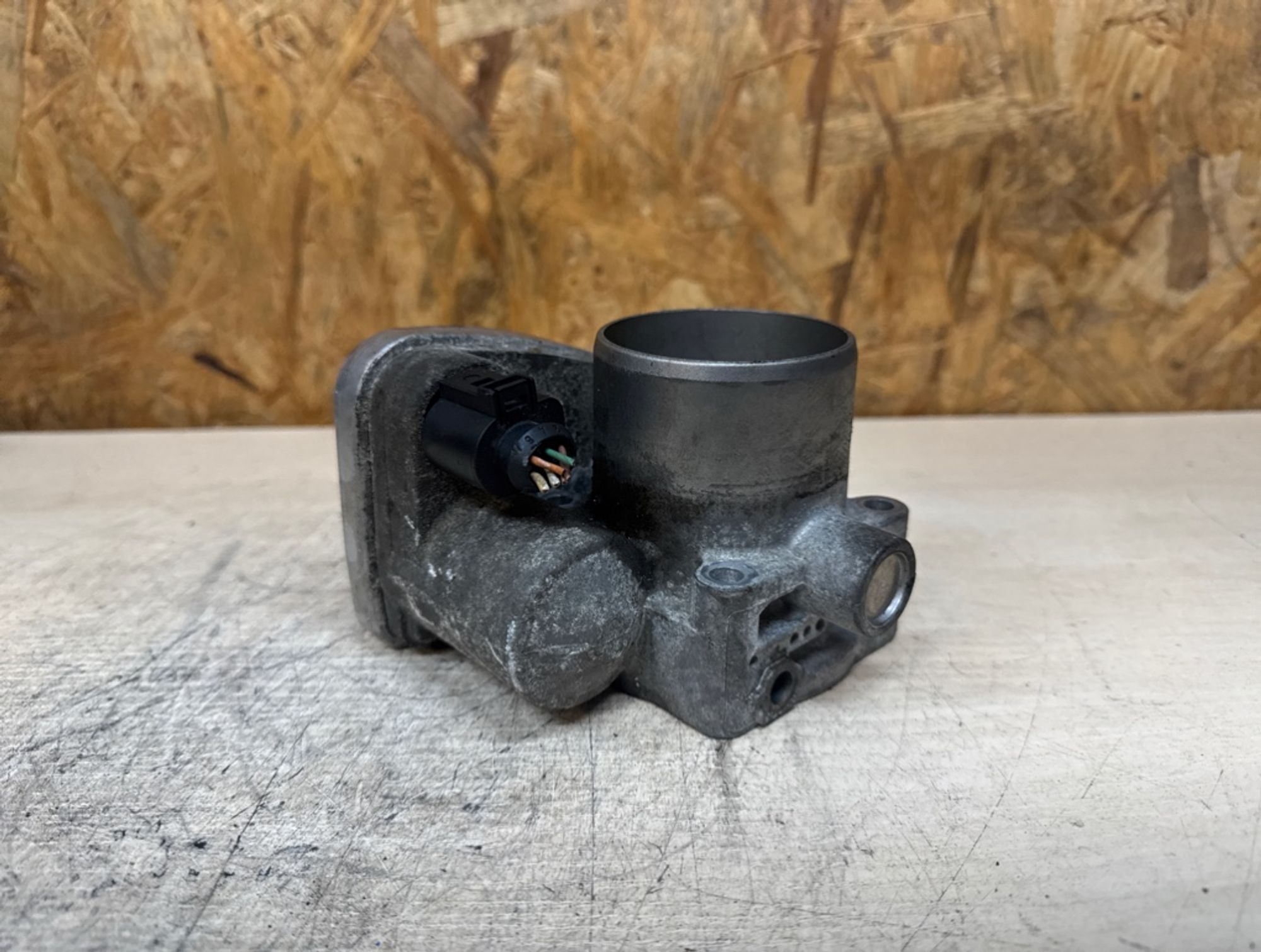 Дроссельная заслонка Renault Megane 2 K4M813, 1000 рублей, Ростов-на-Дону