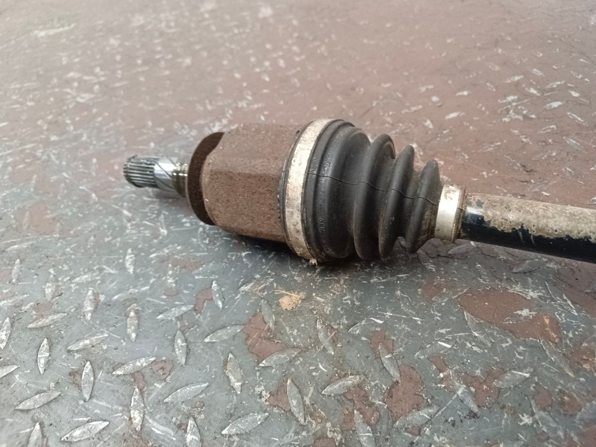 Привод передний правый Nissan Navara YD25DDTI, 7000 рублей, Ростов-на-Дону