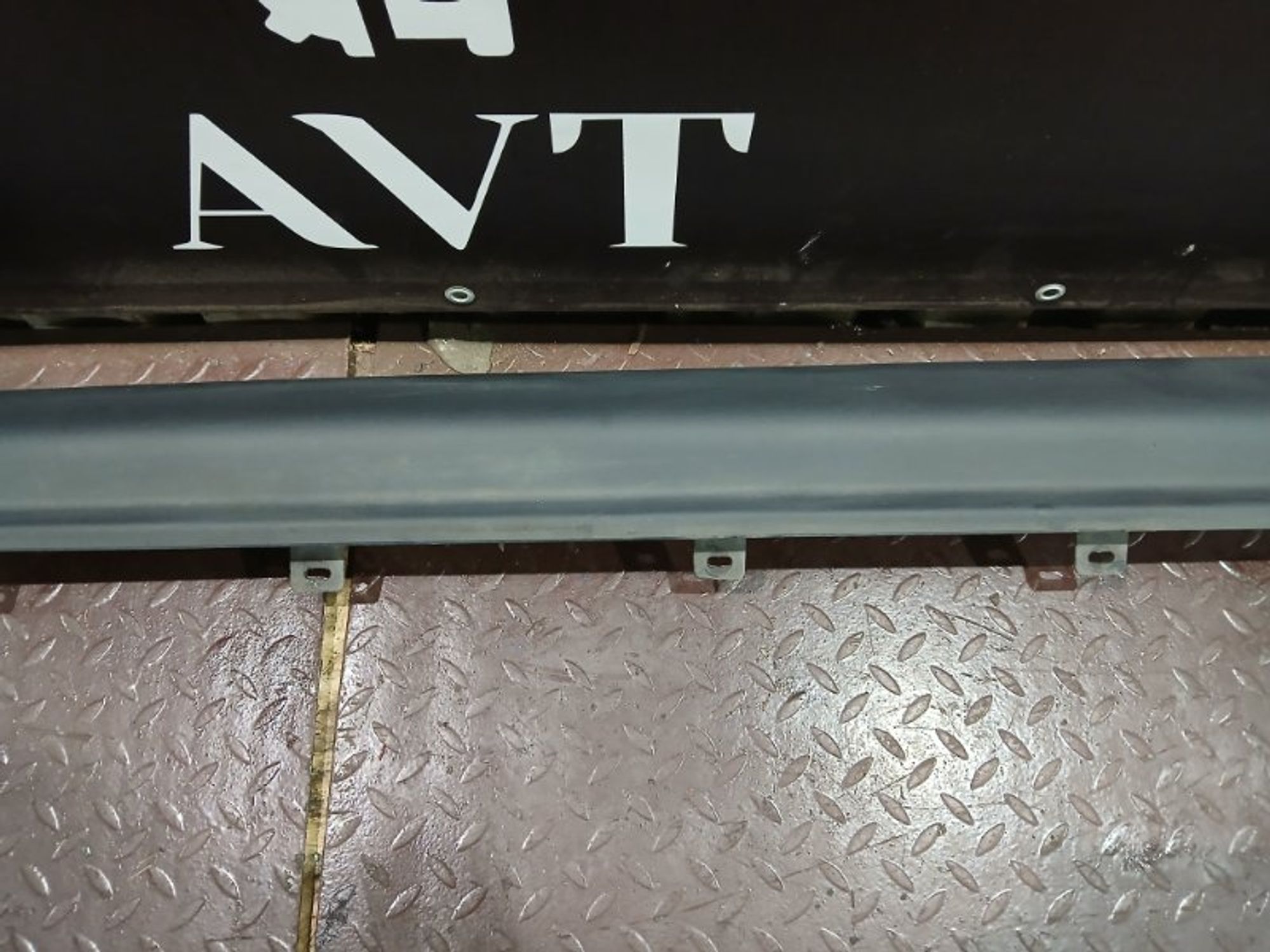 Накладка на порог наружная Jeep Grand Cherokee WK2, 6000 рублей, Ростов-на-Дону