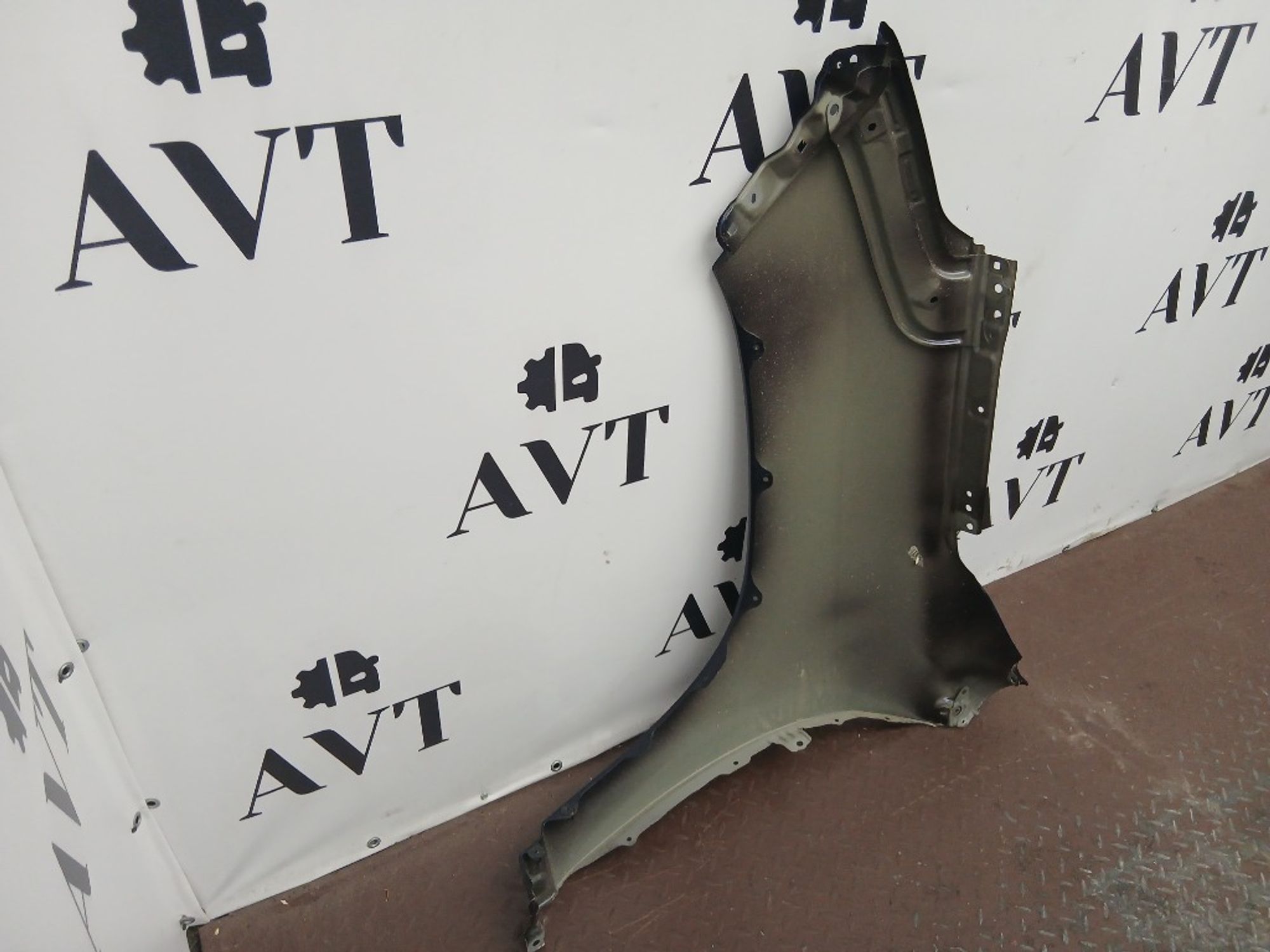 Крыло переднее правое Lexus LX570 INVADER, 20000 рублей, Ростов-на-Дону