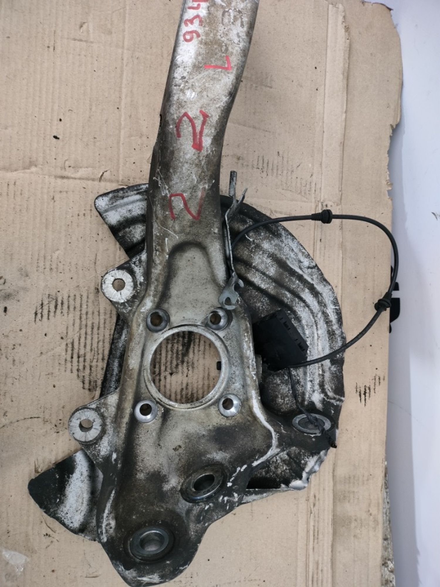 Кулак поворотный передний левый BMW X5 E70, 5000 рублей, Ростов-на-Дону