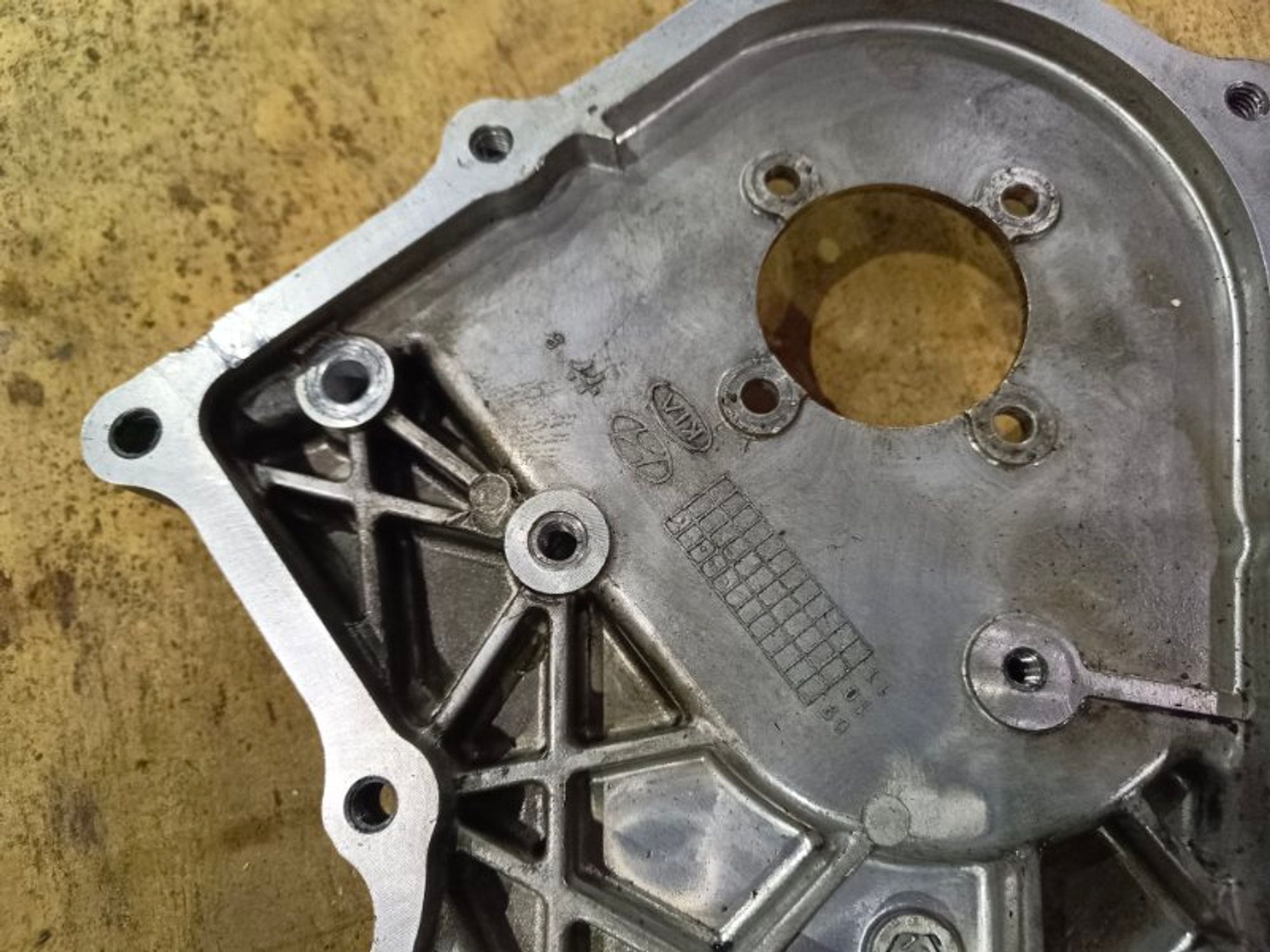 Крышка двигателя Hyundai Grand Starex D4CB, 8000 рублей, Ростов-на-Дону