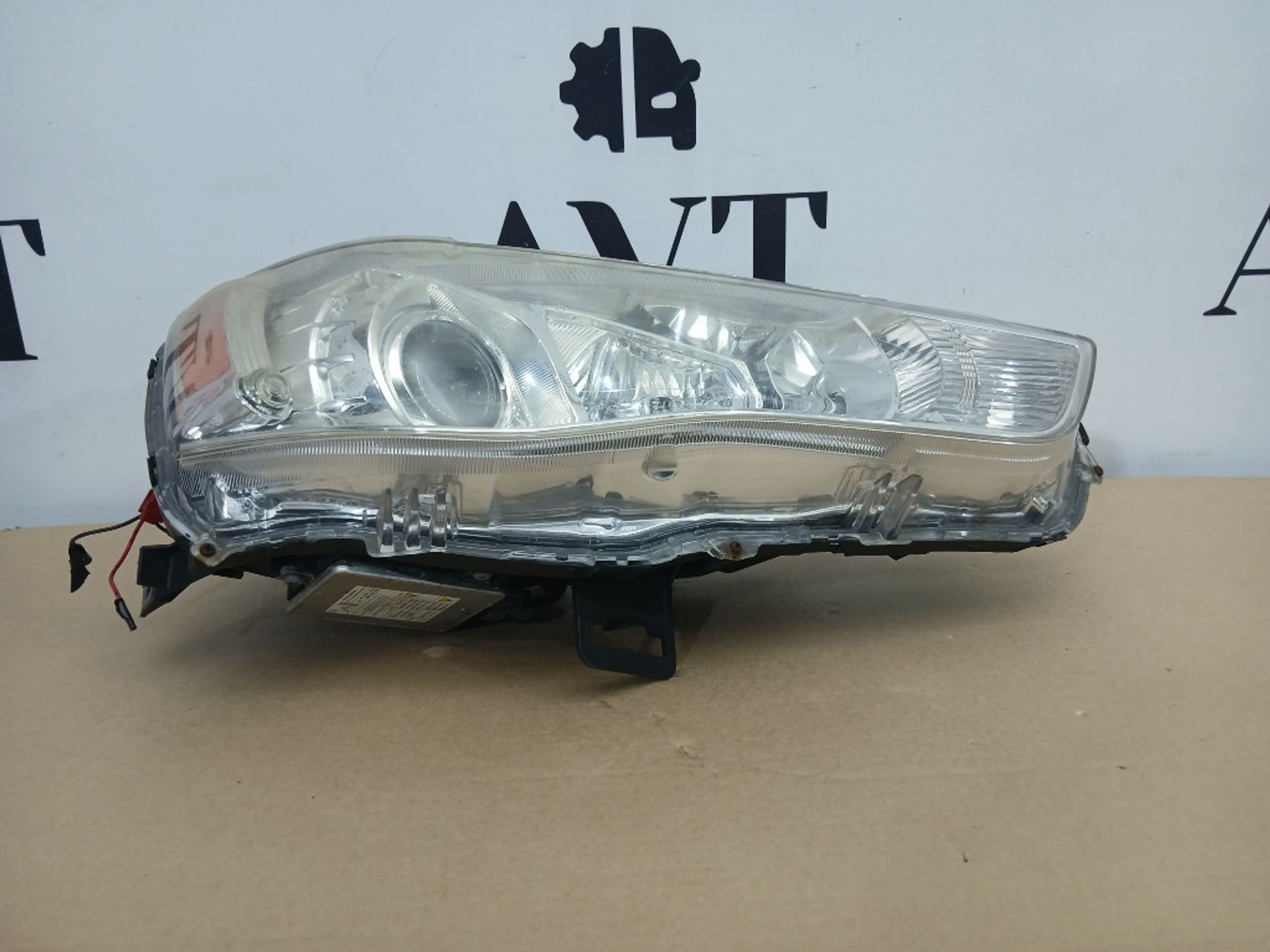 Фара ксеноновая передняя правая Mitsubishi, 30000 рублей, Ростов-на-Дону