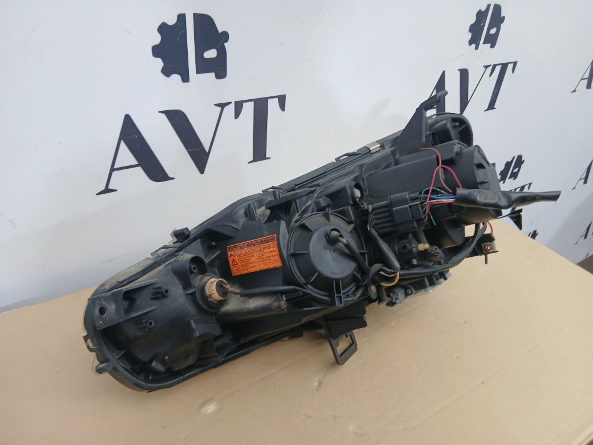 Фара ксеноновая передняя правая Mitsubishi, 30000 рублей, Ростов-на-Дону