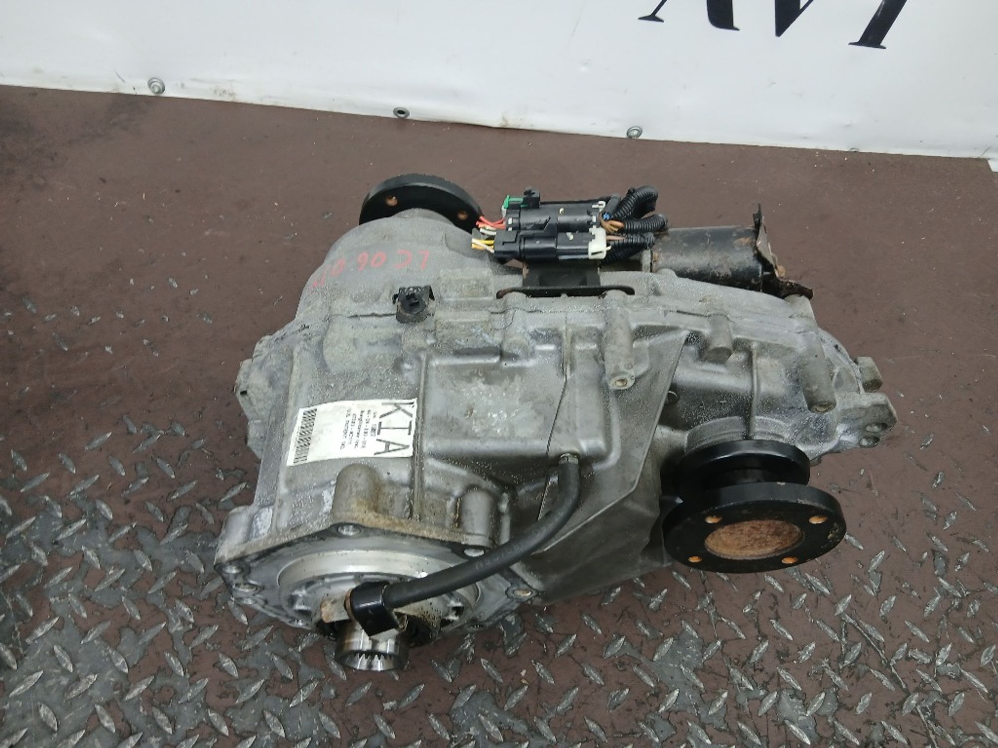 Раздаточная коробка KIA Sorento D4CB, 40000 рублей, Ростов-на-Дону