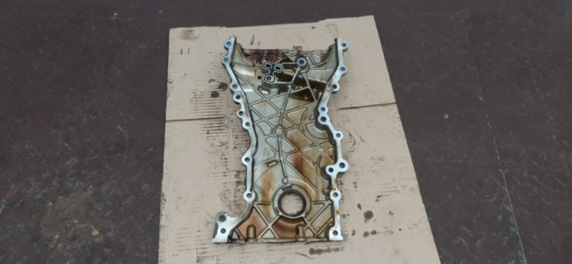 Крышка двигателя Suzuki Grand Vitara J24B, 11000 рублей, Ростов-на-Дону