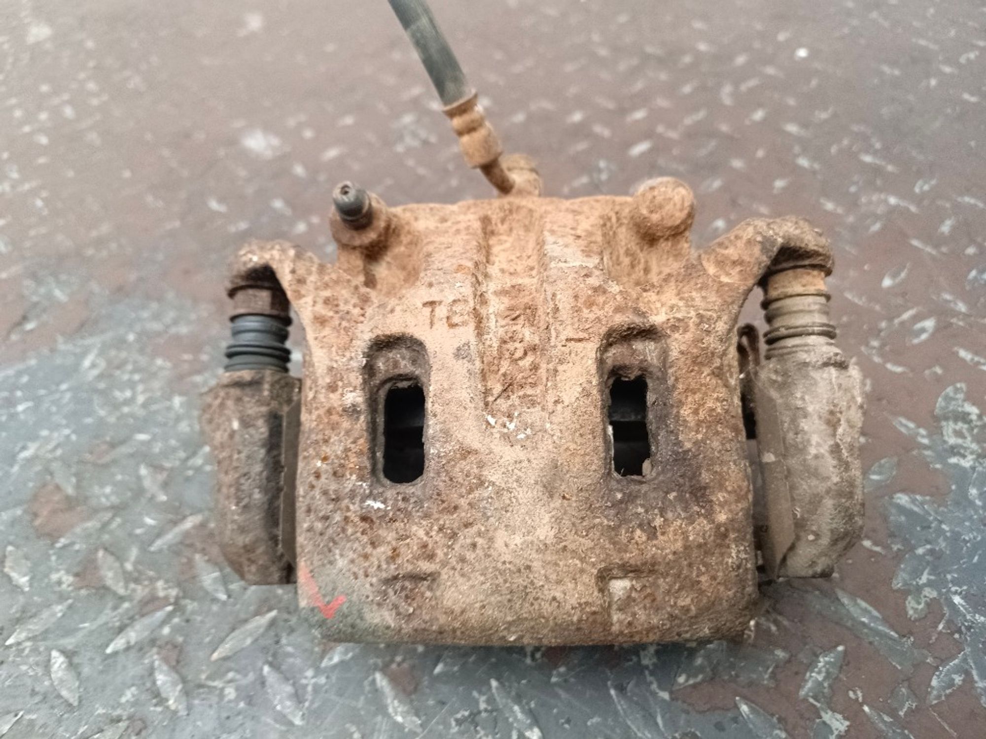 Суппорт тормозной передний левый Nissan Navara, 3000 рублей, Ростов-на-Дону